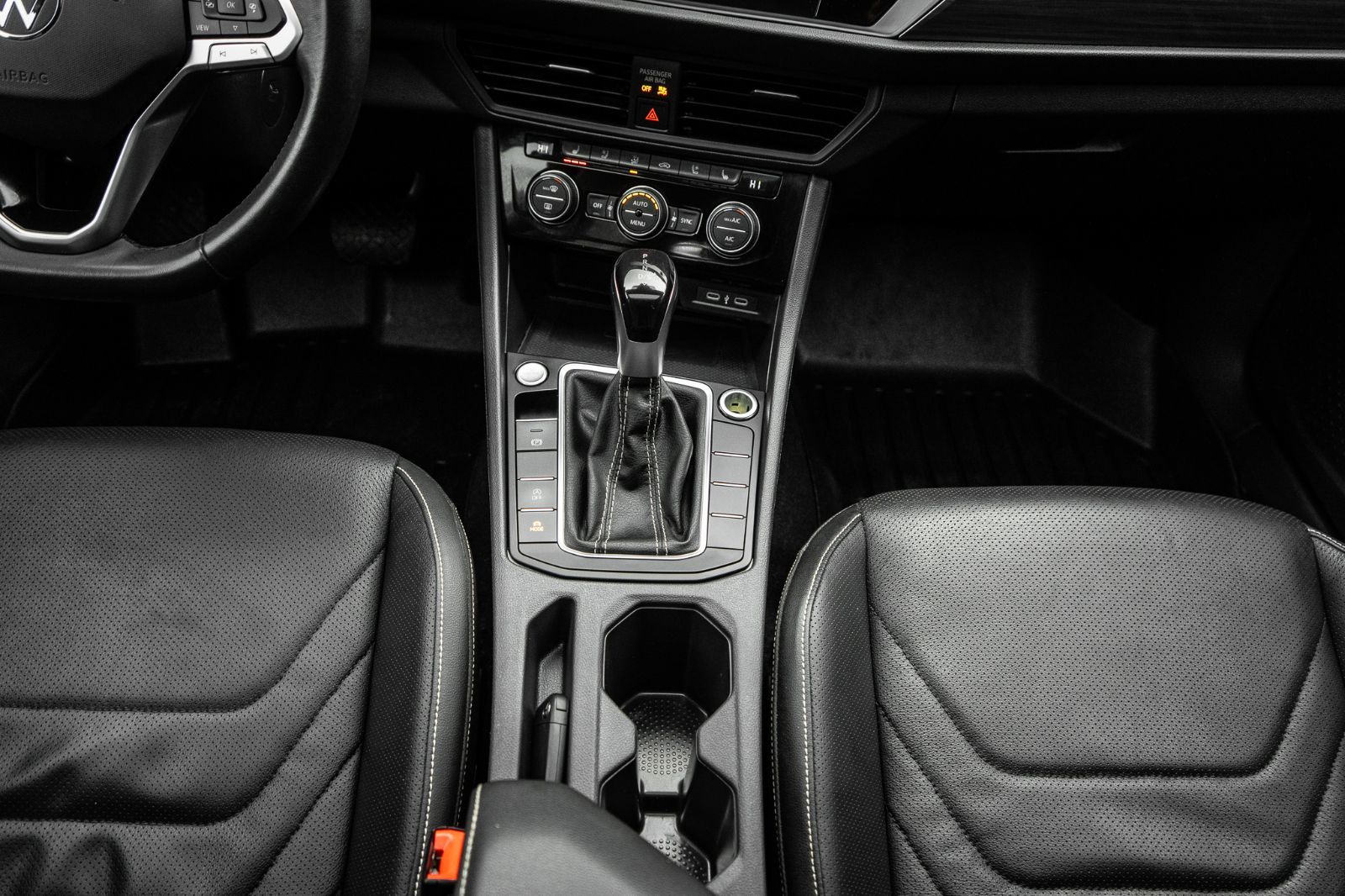 2024 Volkswagen Jetta Highline-9