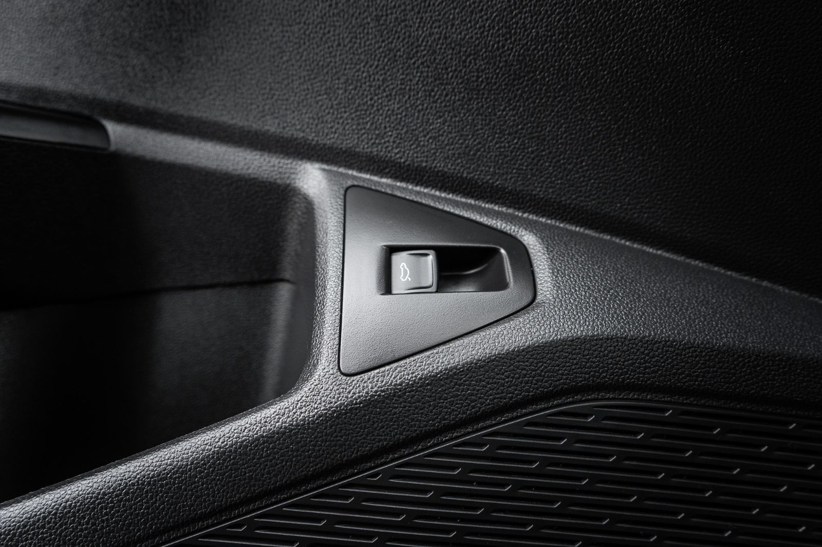 2025 Volkswagen Jetta Comfortline with Sport package-24