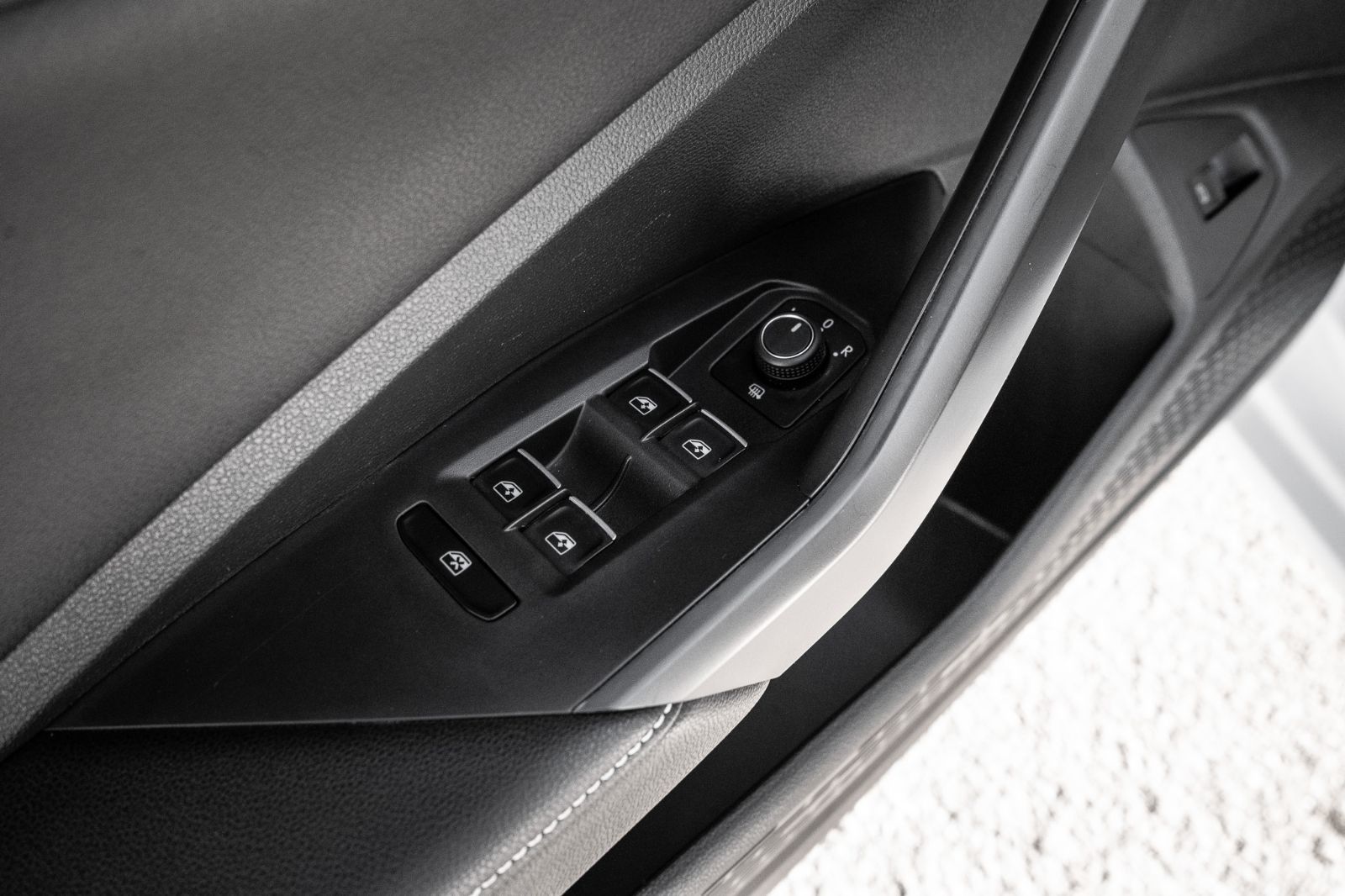 2025 Volkswagen Jetta Trendline-19