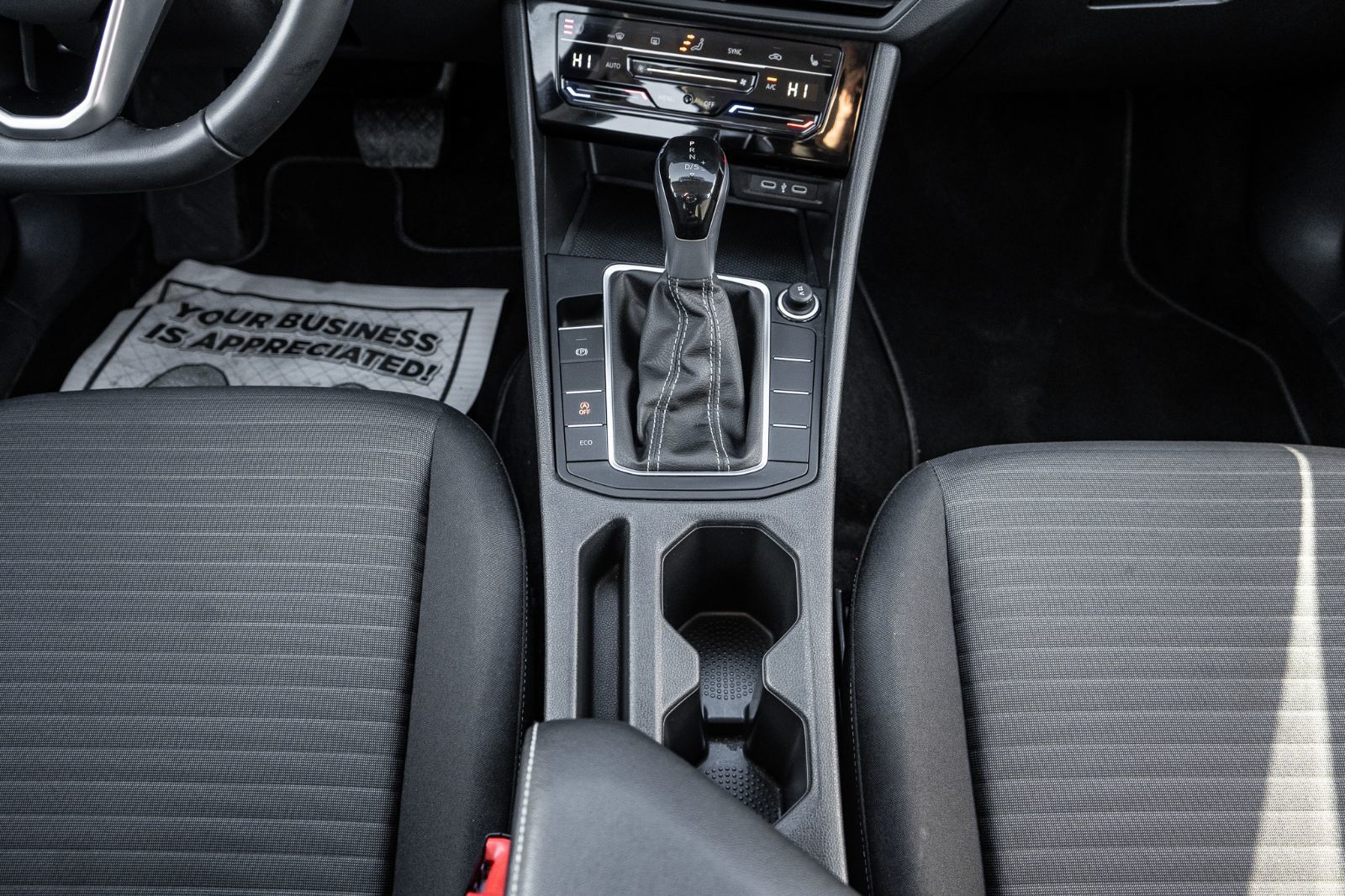 2025 Volkswagen Jetta Trendline-8