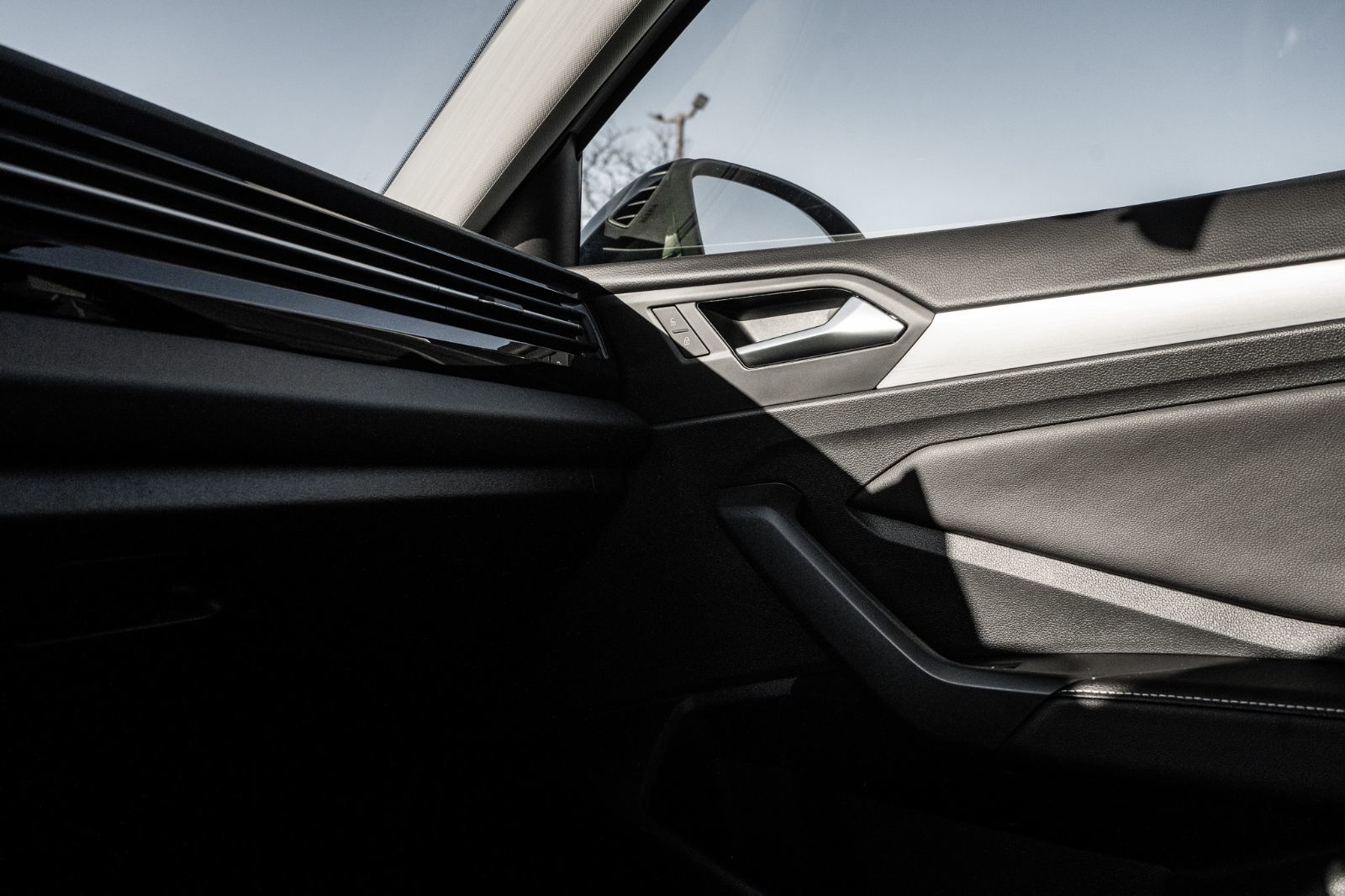 2025 Volkswagen Jetta Trendline-16