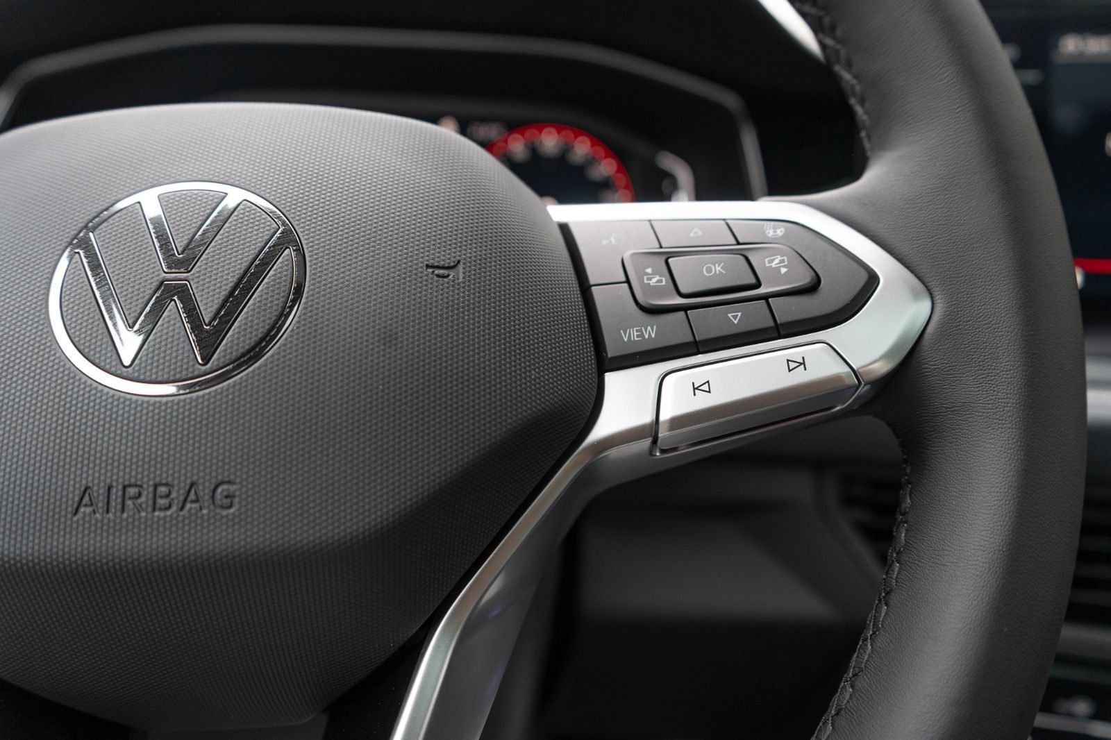2025 Volkswagen Jetta Comfortline SPORT-8