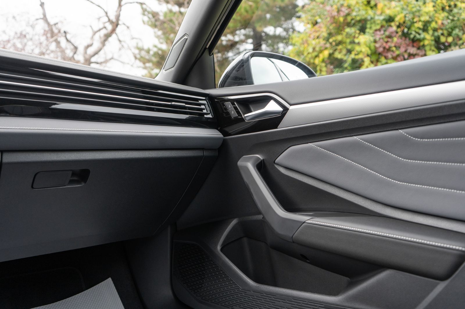 2025 Volkswagen Jetta Comfortline SPORT-11