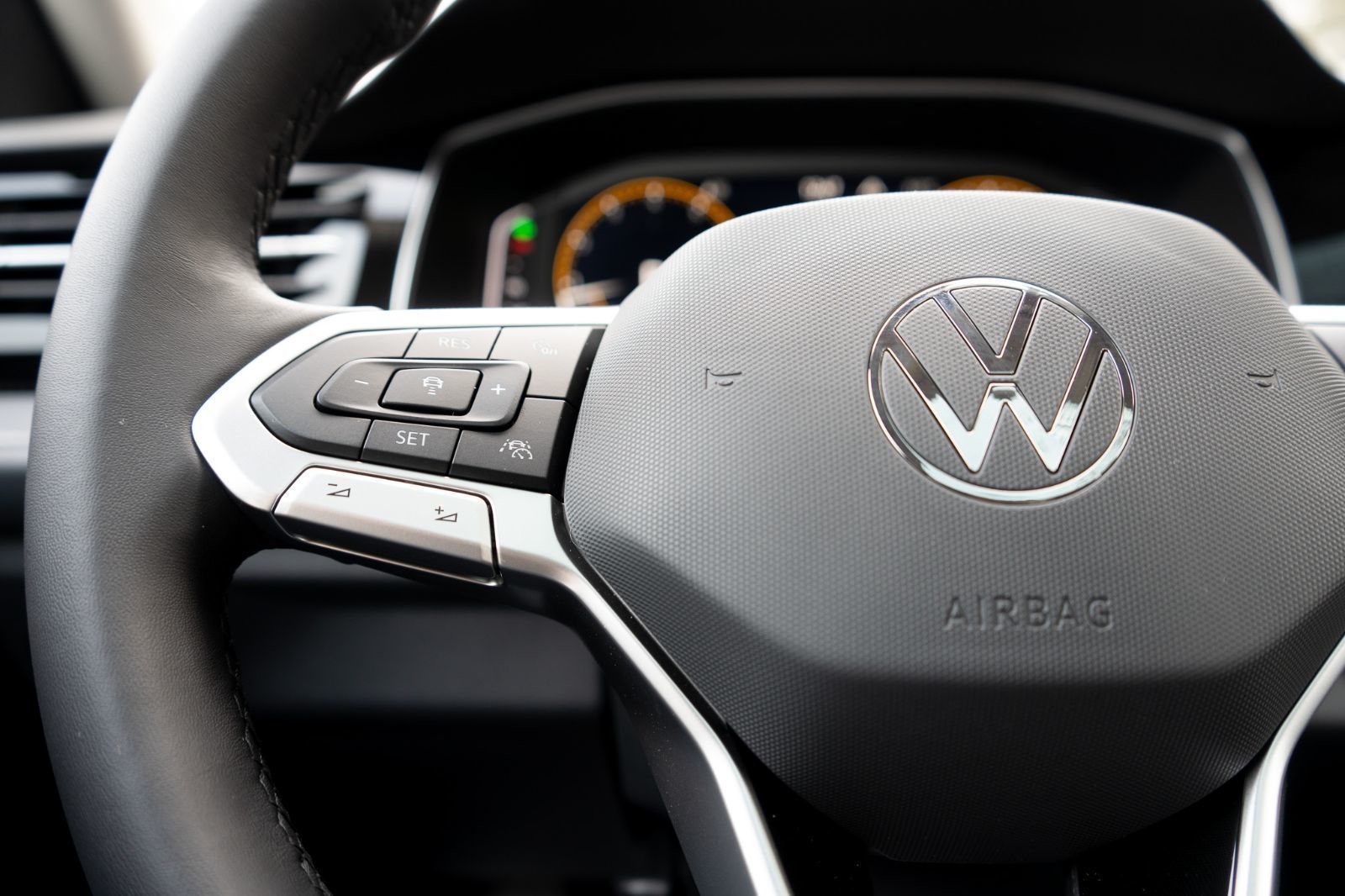 2025 Volkswagen Jetta Highline-12