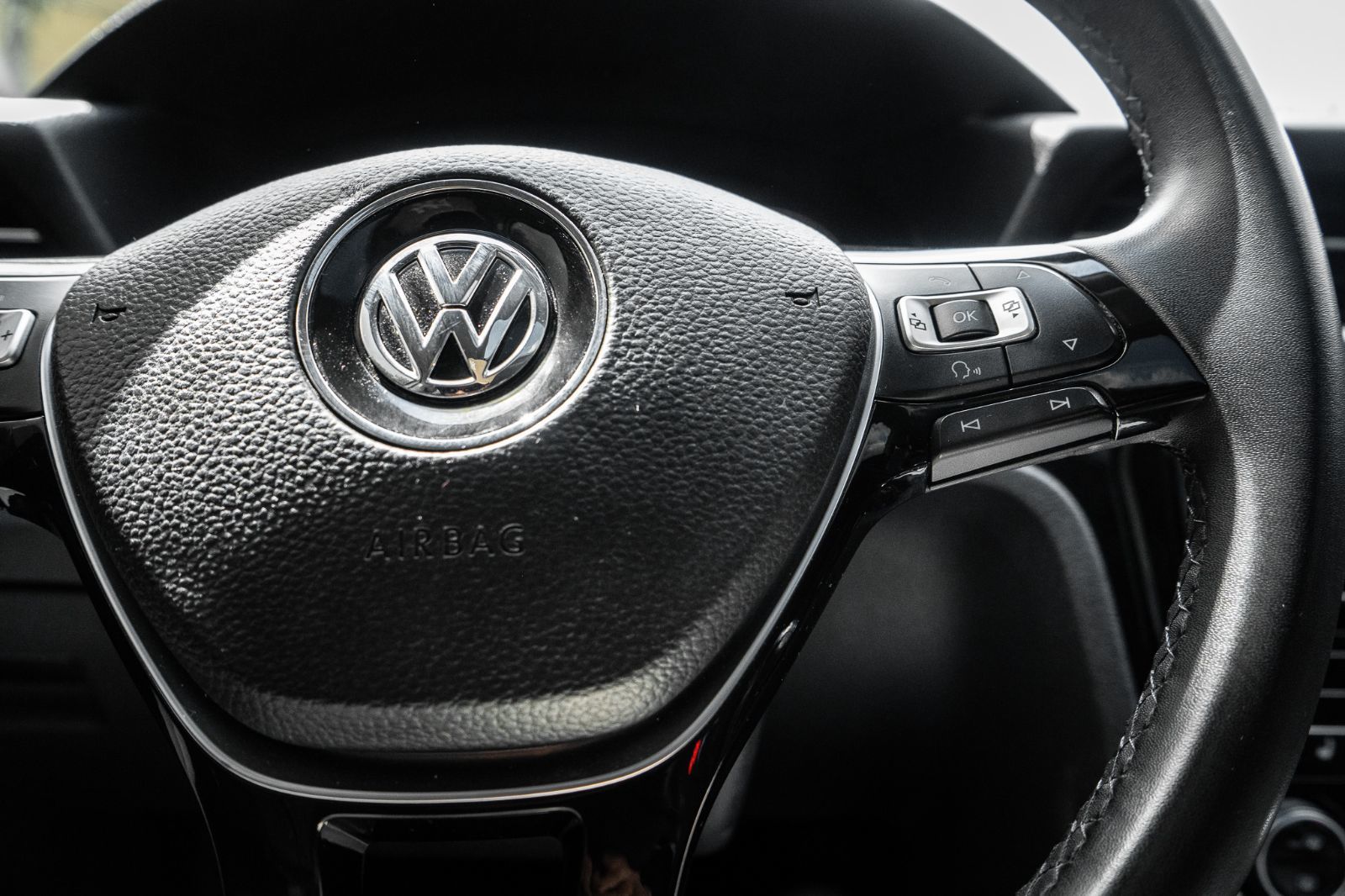 2021 Volkswagen Passat Highline-11