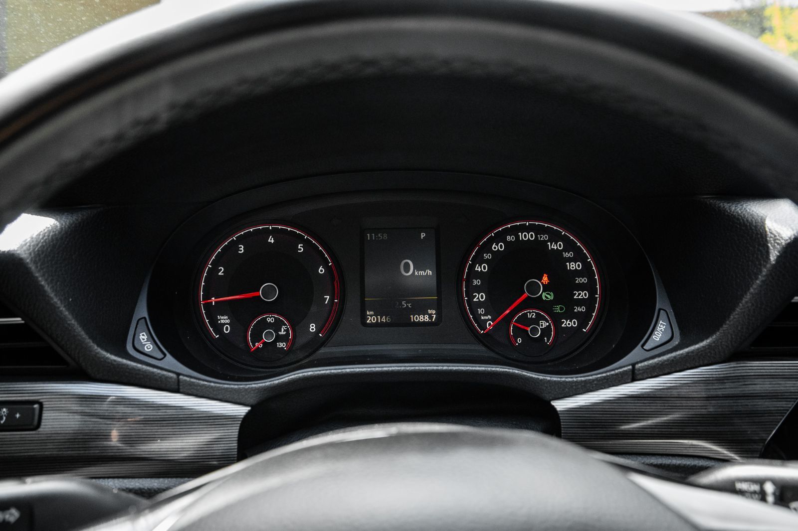 2021 Volkswagen Passat Highline-12