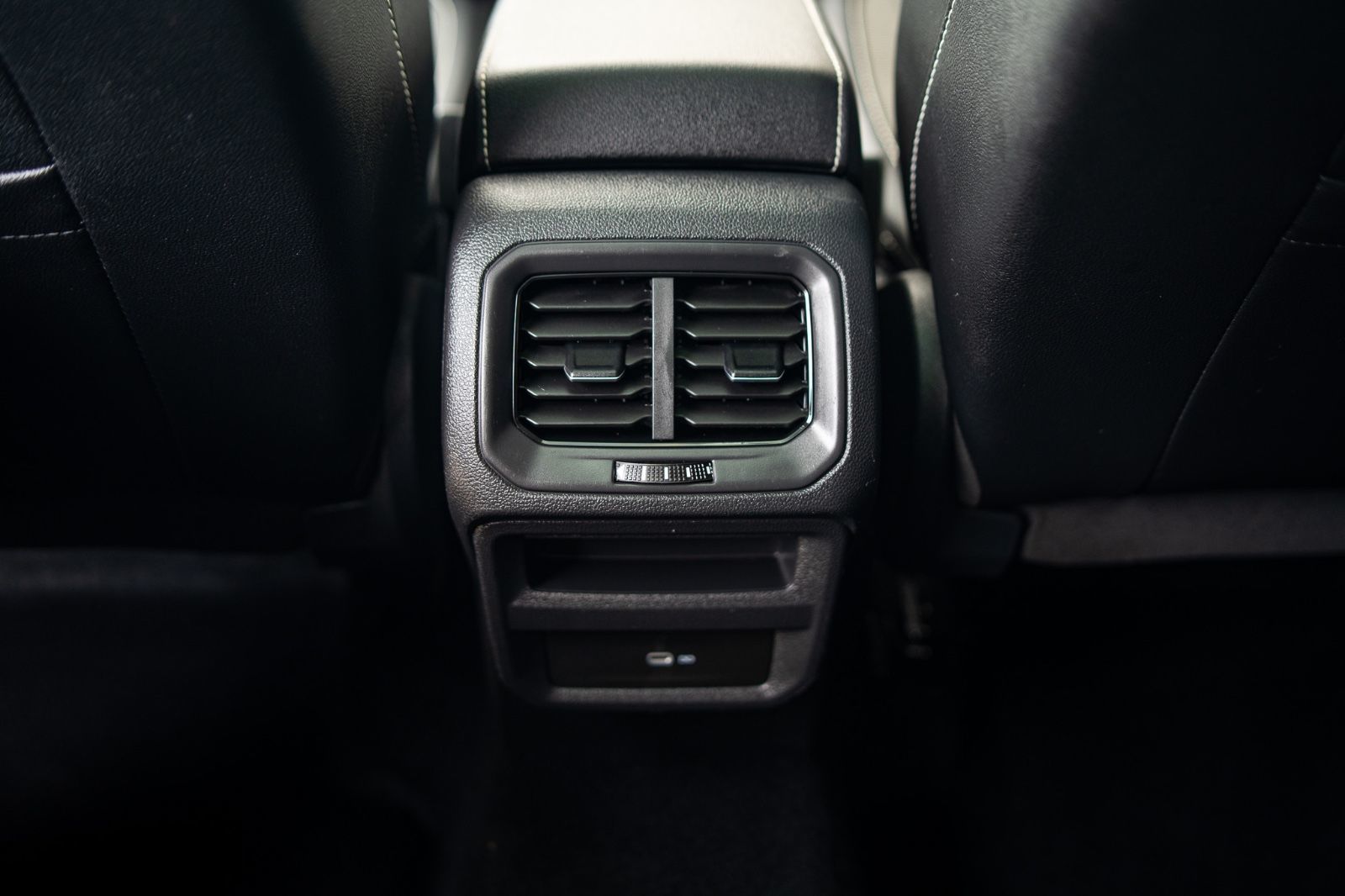 2022 Volkswagen Taos Comfortline AWD-33
