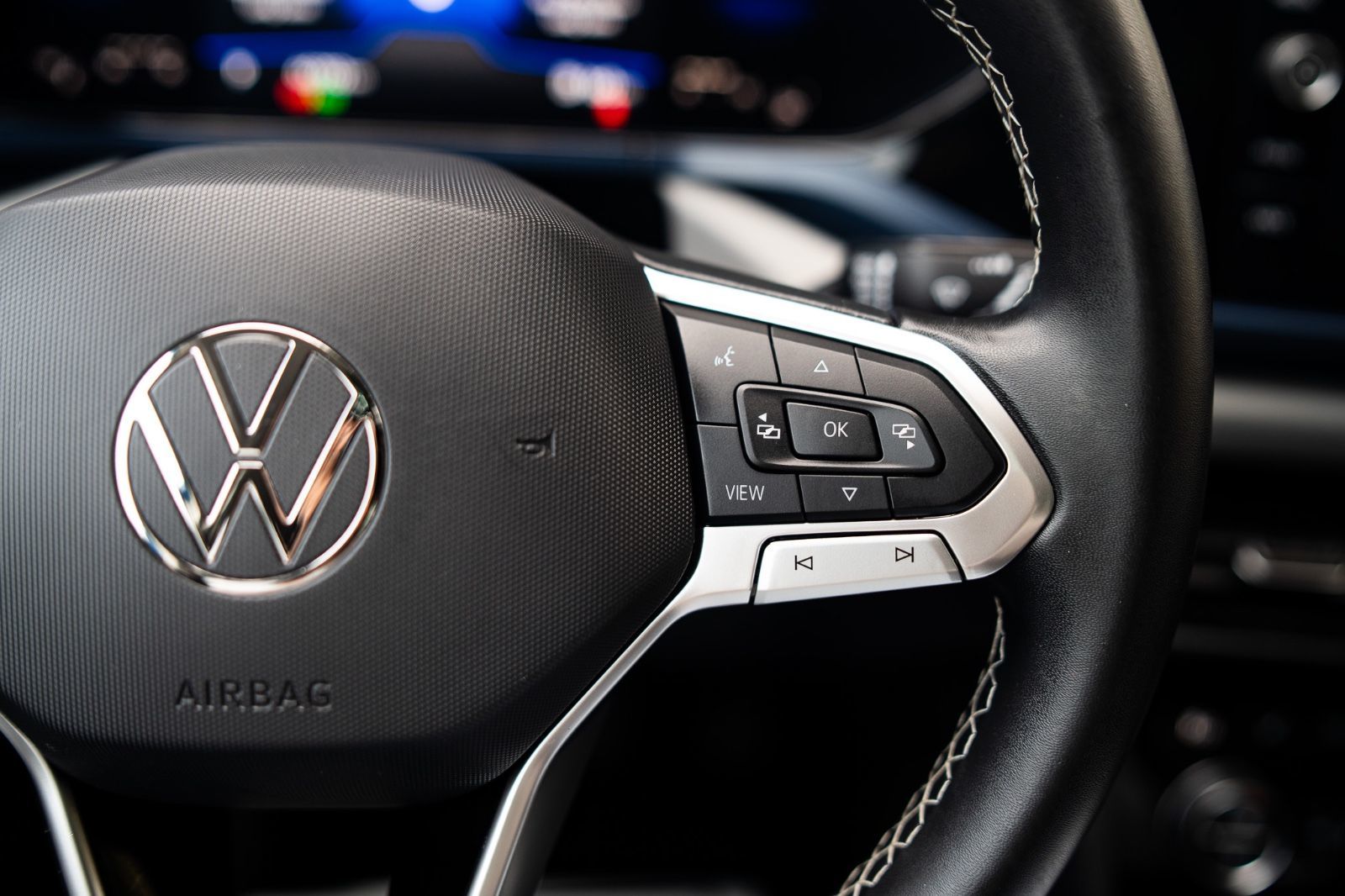2022 Volkswagen Taos Comfortline AWD-16