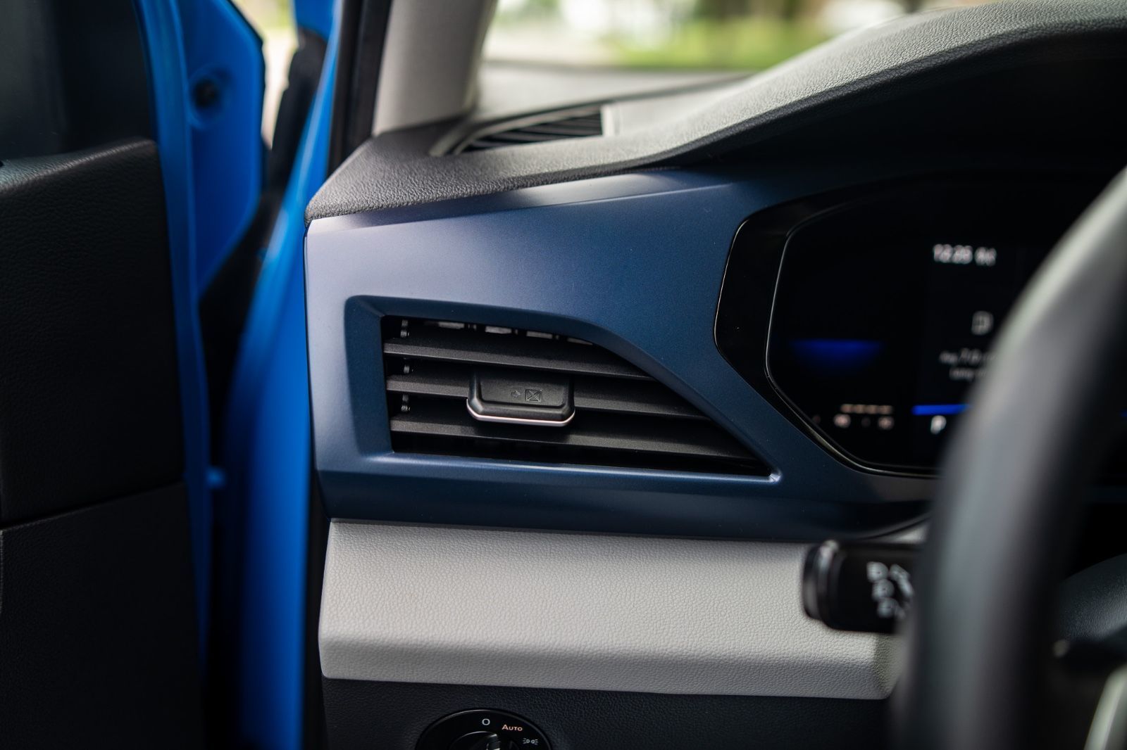 2022 Volkswagen Taos Comfortline AWD-18