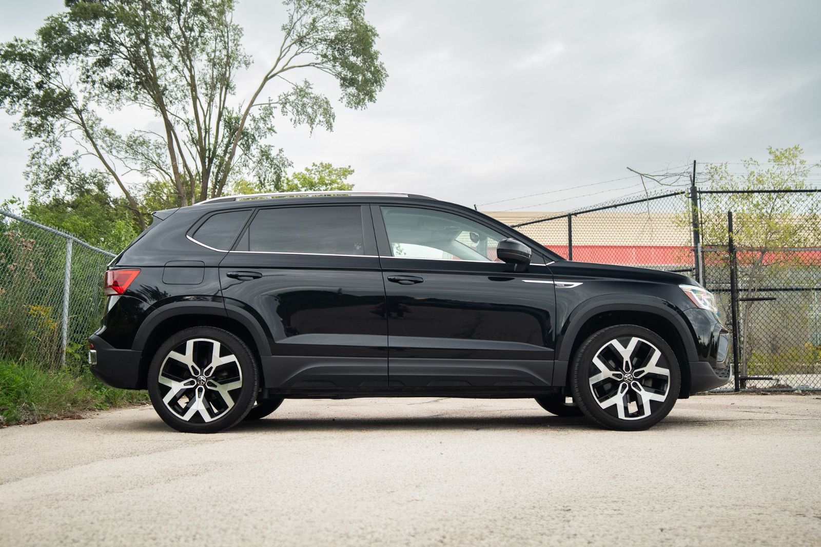 2022 Volkswagen Taos Highline AWD-4