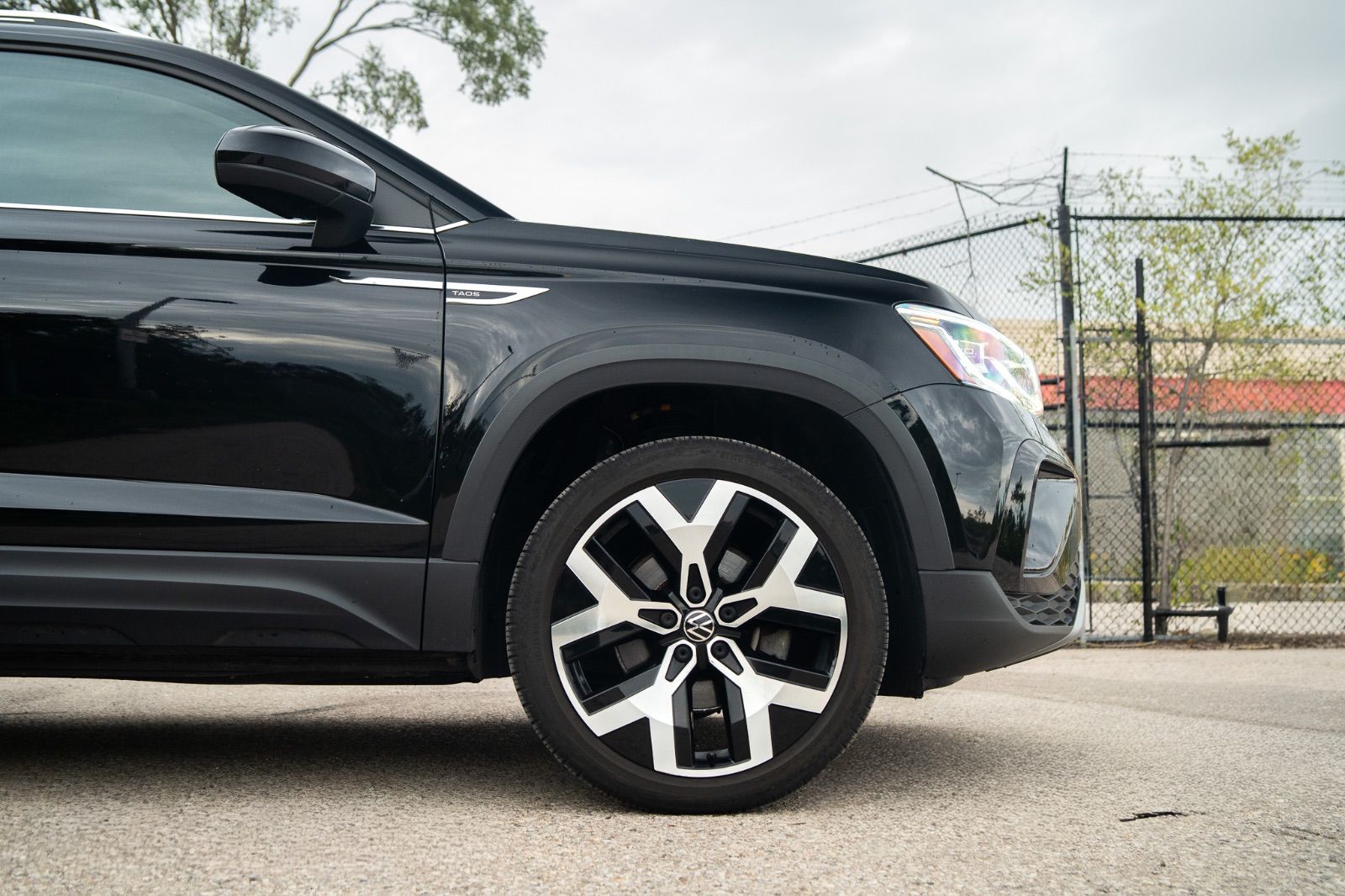 2022 Volkswagen Taos Highline AWD-3