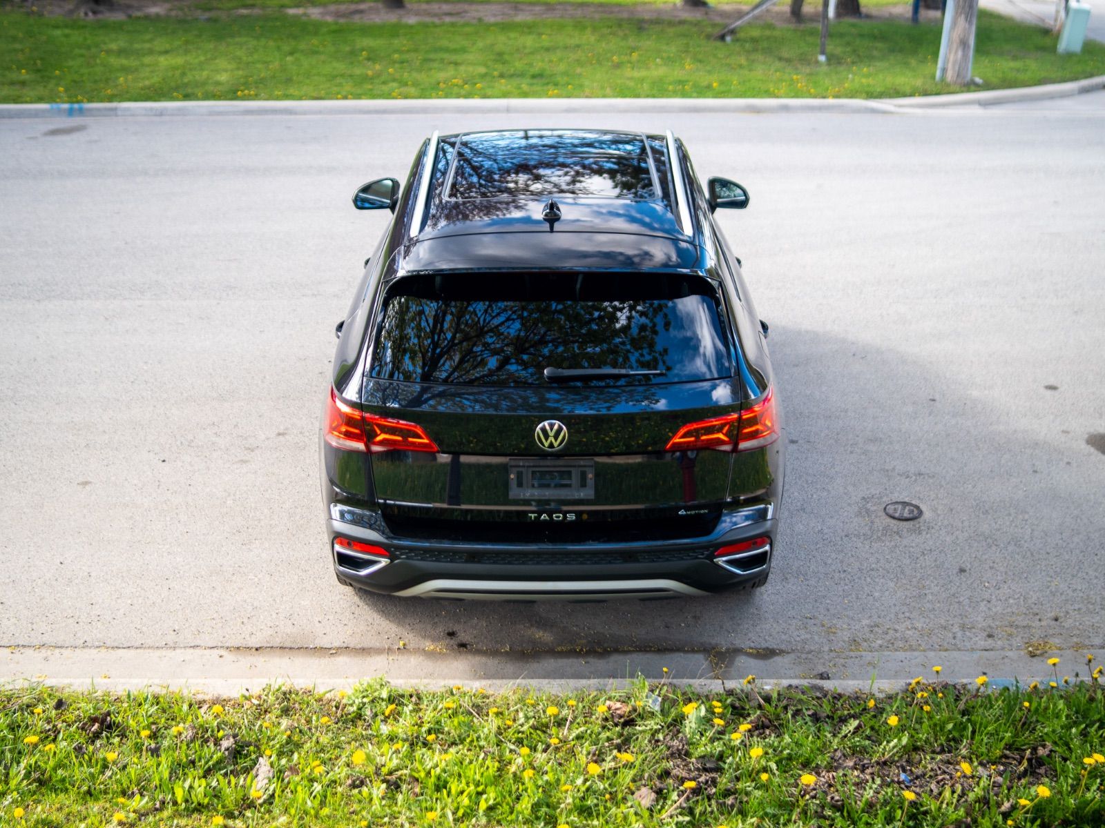 2023 Volkswagen Taos Highline-6
