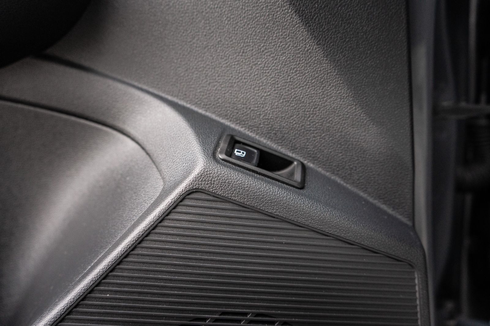 2024 Volkswagen Taos Comfortline Black Edition-22