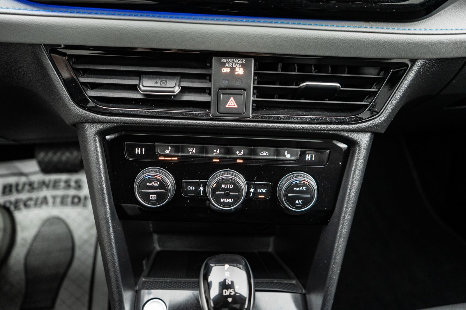 2024 Volkswagen Taos Comfortline Black Edition-15