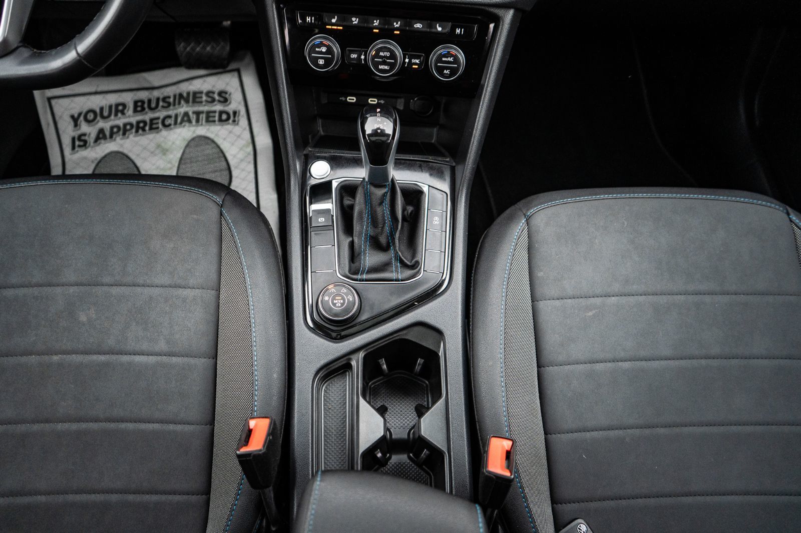 2024 Volkswagen Taos Comfortline Black Edition-9