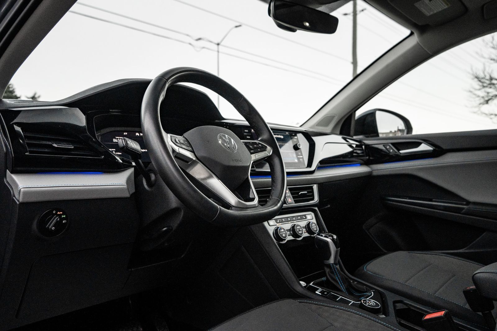 2024 Volkswagen Taos Comfortline Black Edition-24