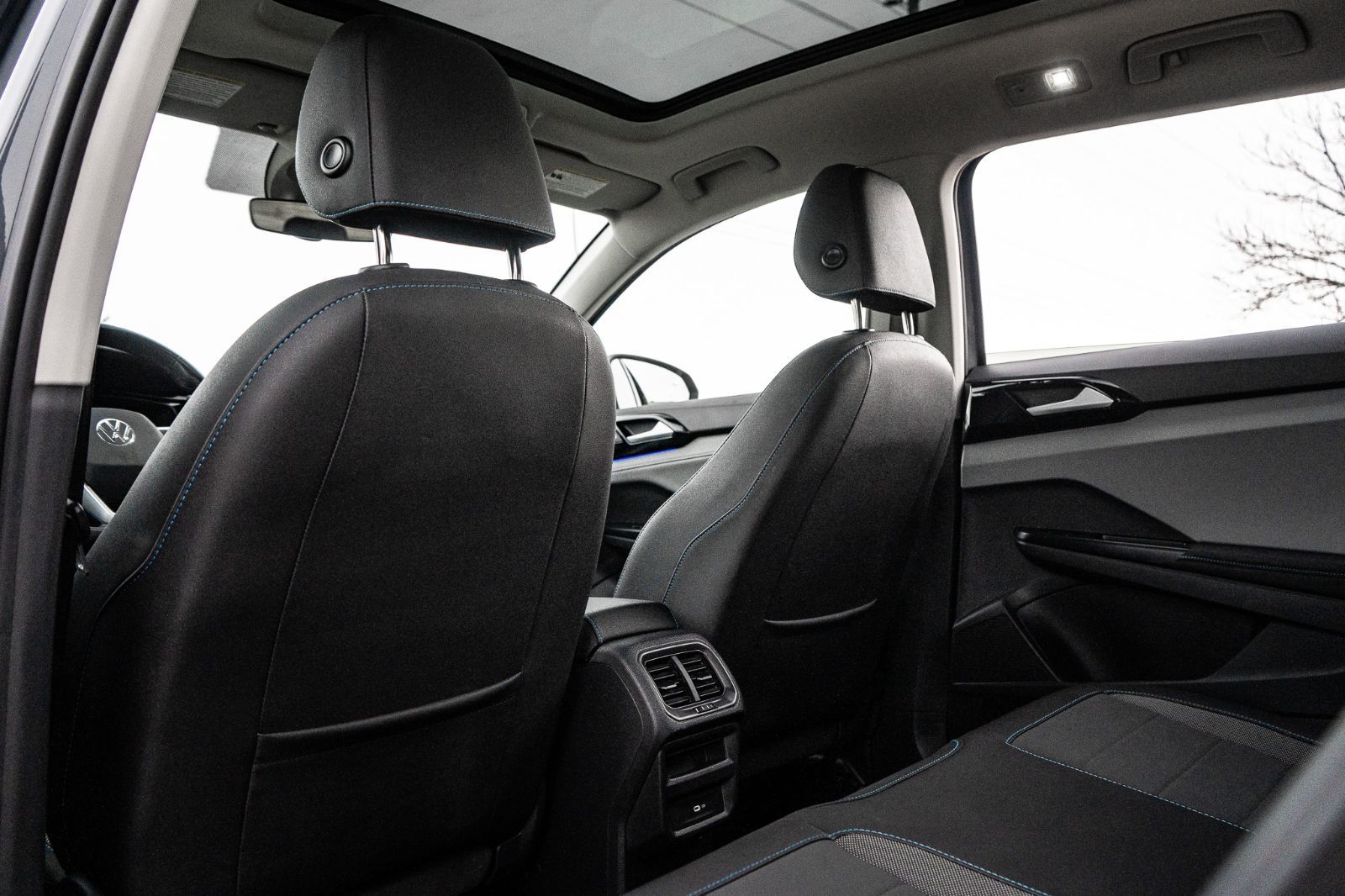 2024 Volkswagen Taos Comfortline Black Edition-27