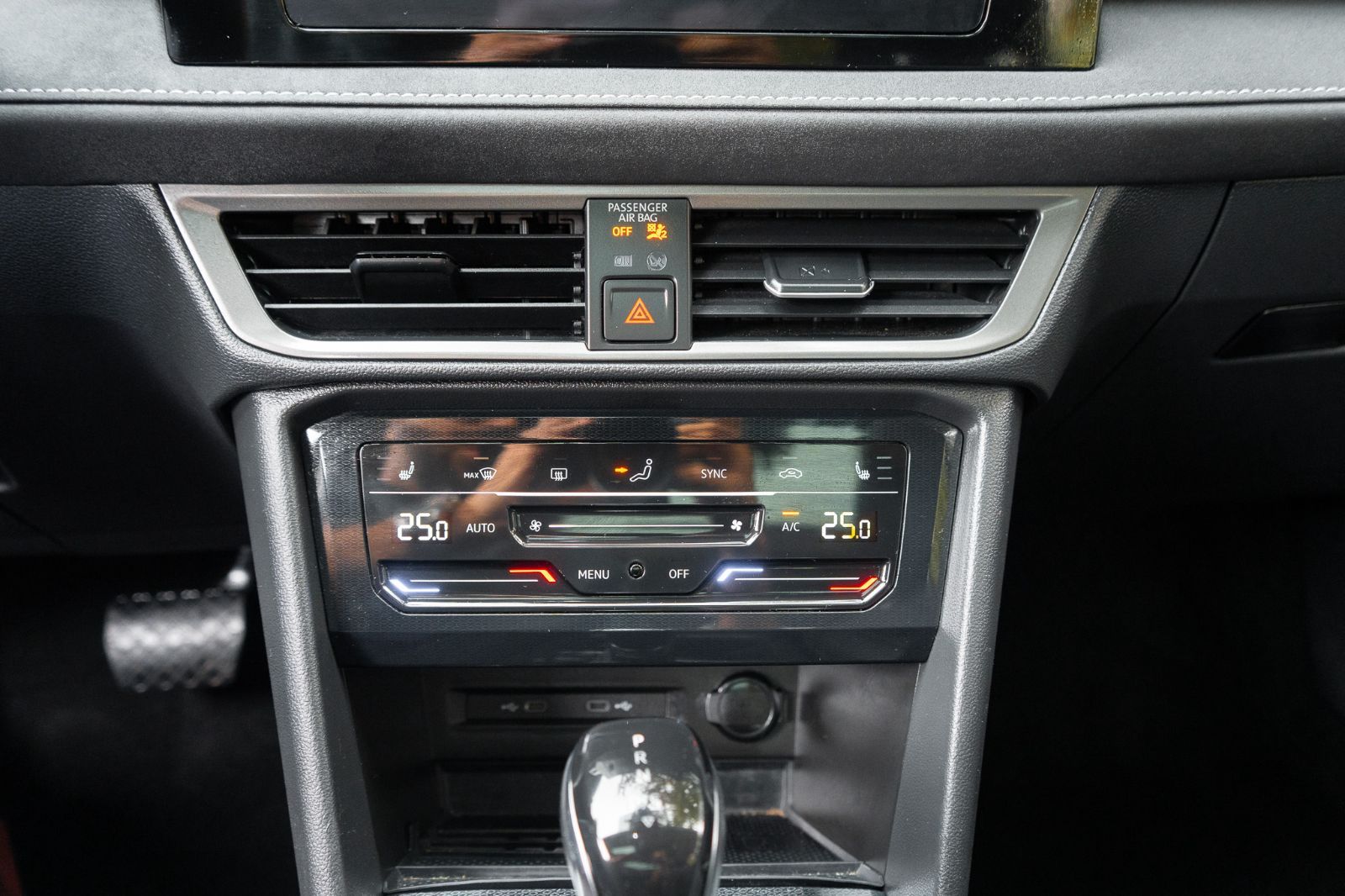2025 Volkswagen Taos Comfortline Black Edition-14