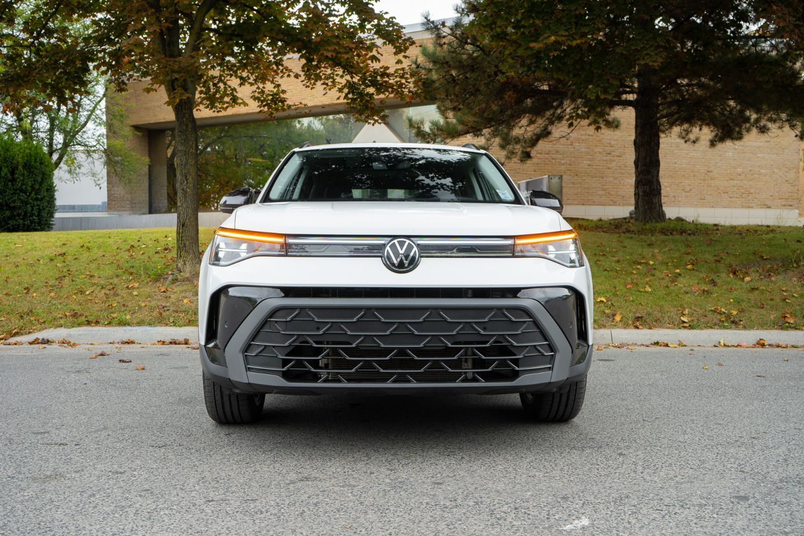 2025 Volkswagen Taos Comfortline Black Edition-1
