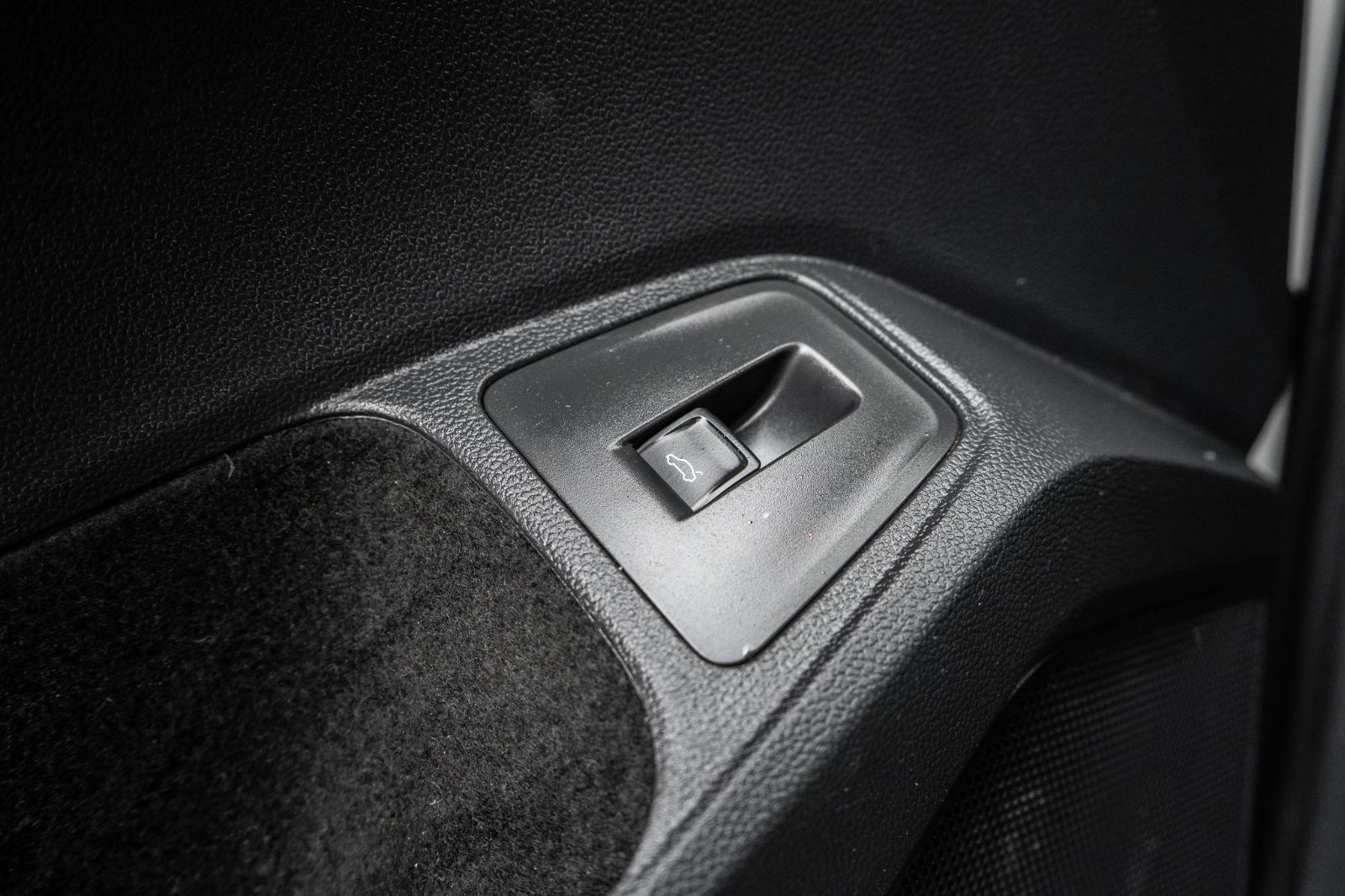 2020 Volkswagen Tiguan SEL PREMIUM R-LINE-22