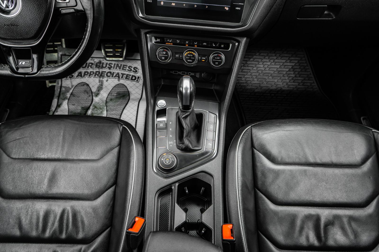 2020 Volkswagen Tiguan SEL PREMIUM R-LINE-9