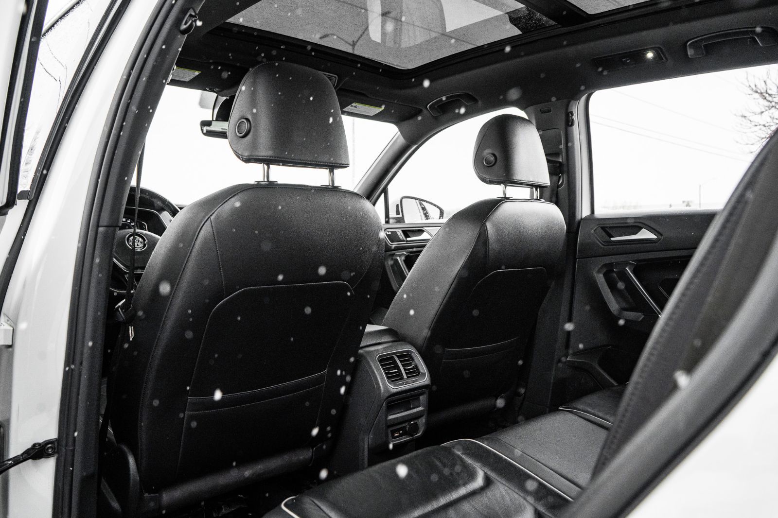 2020 Volkswagen Tiguan SEL PREMIUM R-LINE-27