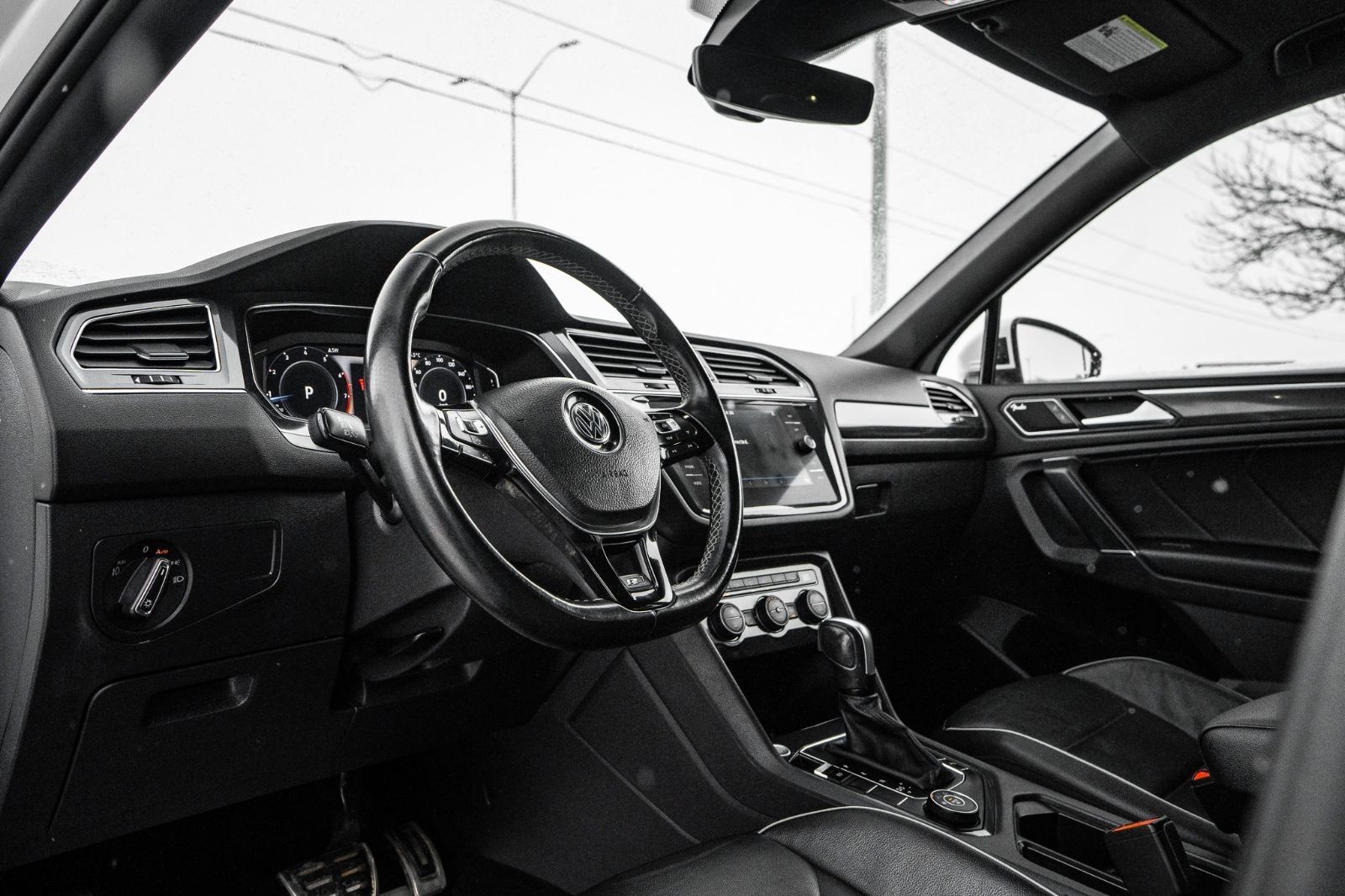 2020 Volkswagen Tiguan SEL PREMIUM R-LINE 4MOTION-18