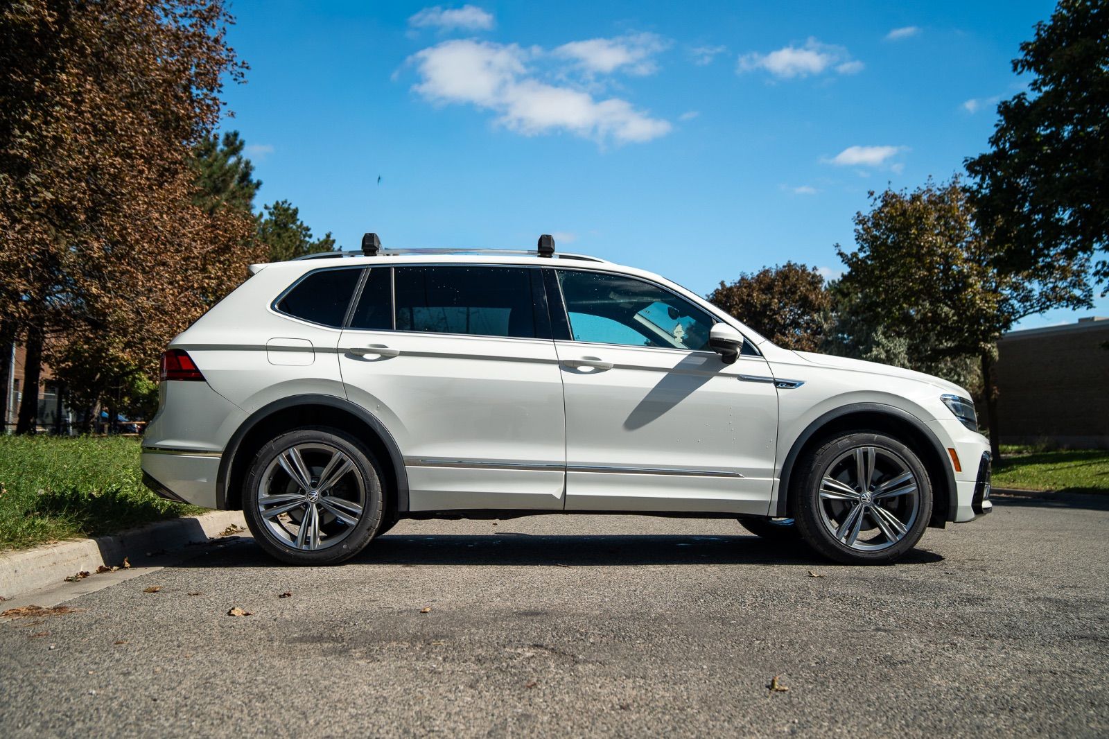 2020 Volkswagen Tiguan SEL PREMIUM R-LINE 4MOTION-4