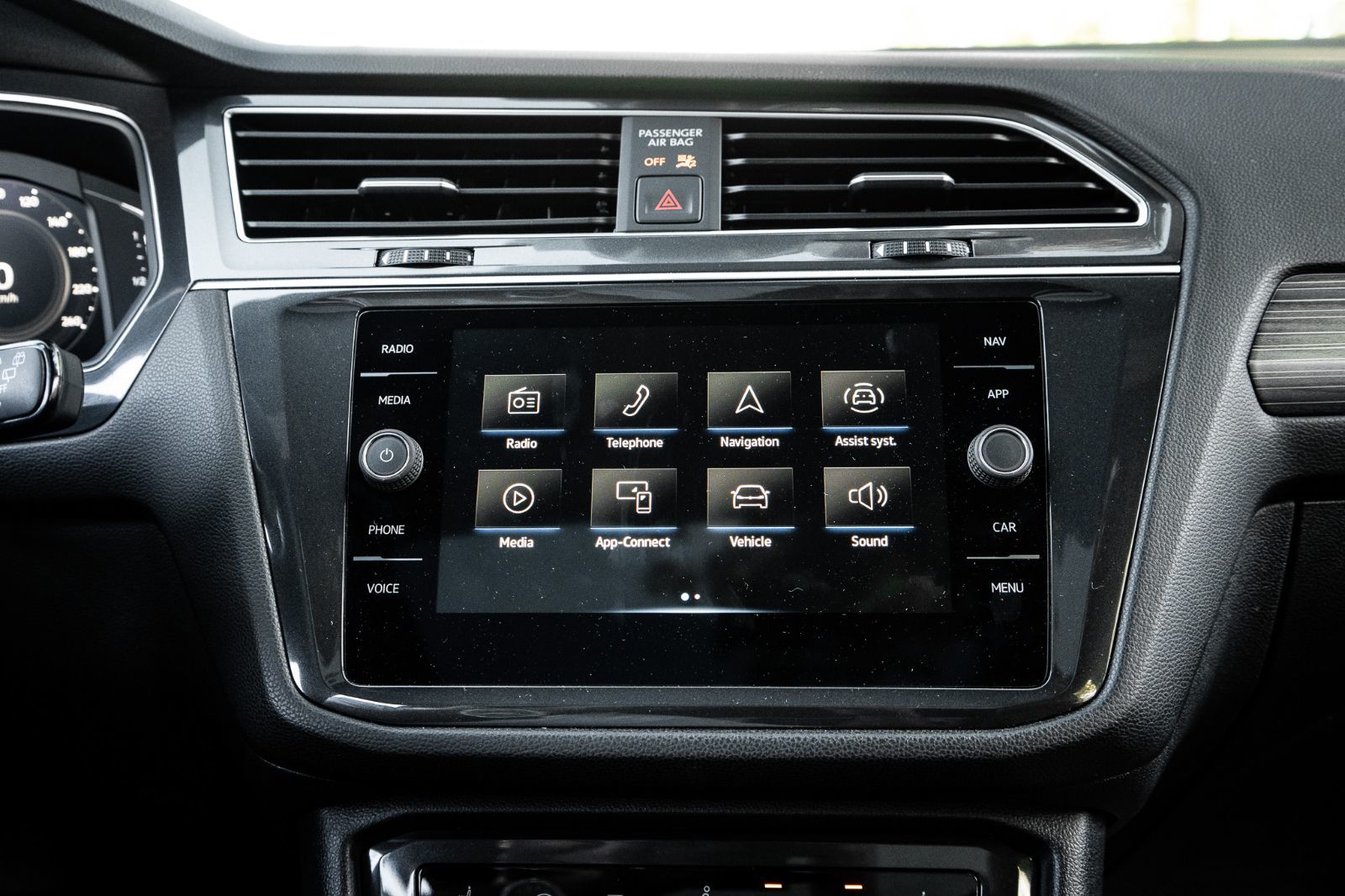 2022 Volkswagen Tiguan Highline R-Line-14