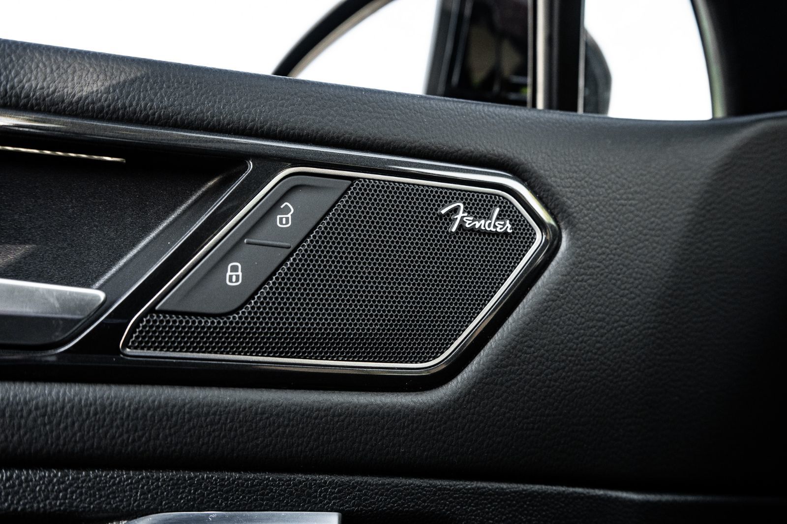 2022 Volkswagen Tiguan Highline R-Line-21