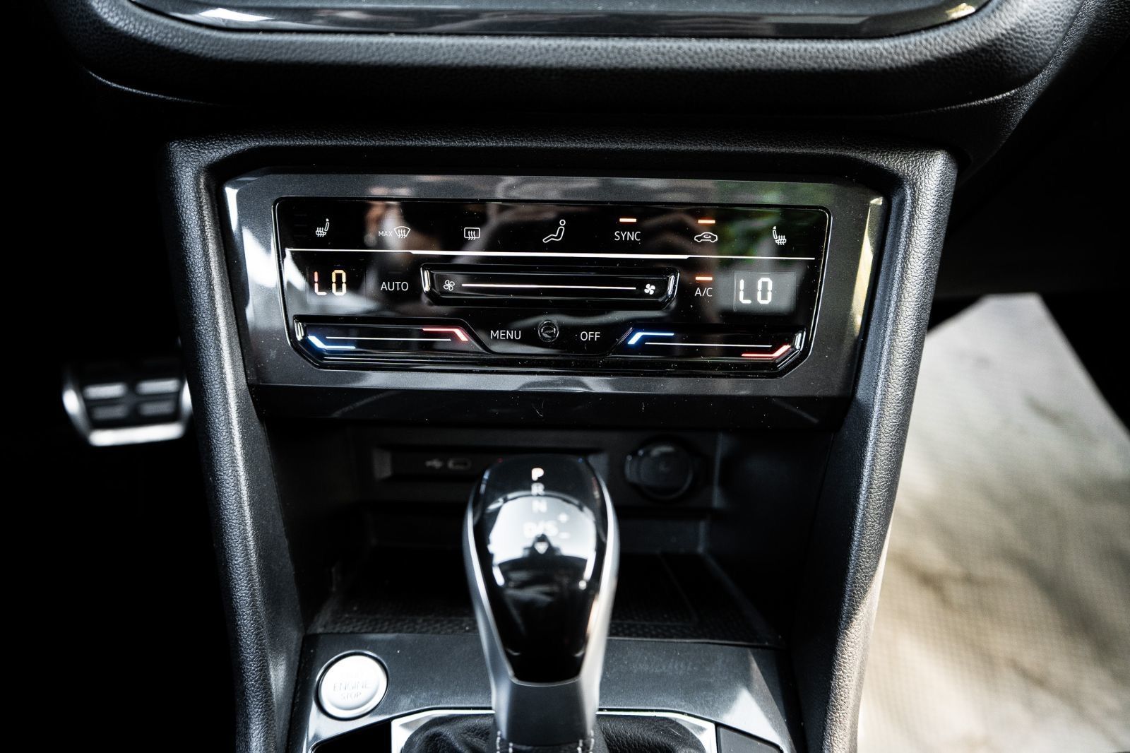 2022 Volkswagen Tiguan Highline R-Line-14