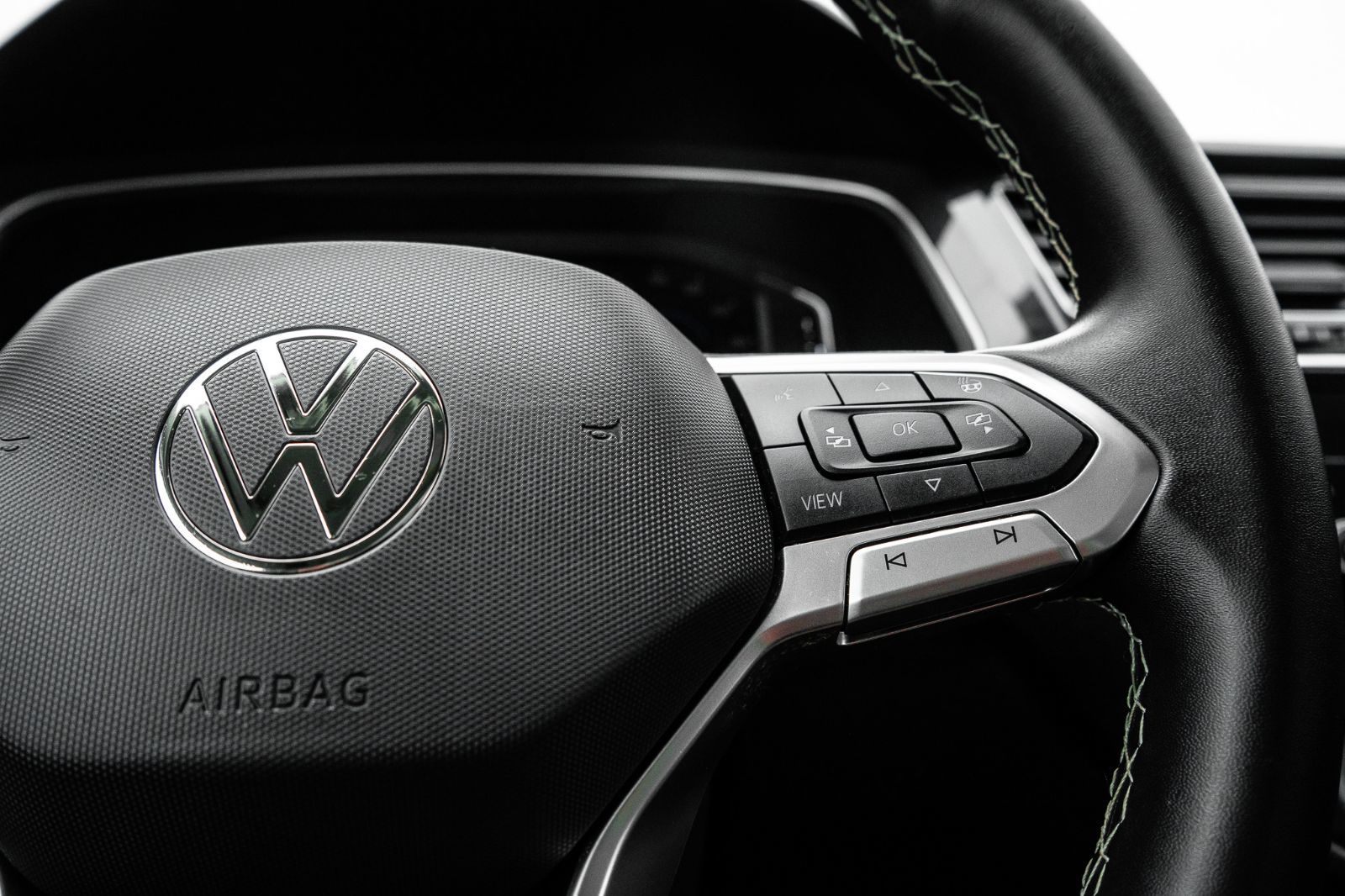 2024 Volkswagen Tiguan Comfortline-12