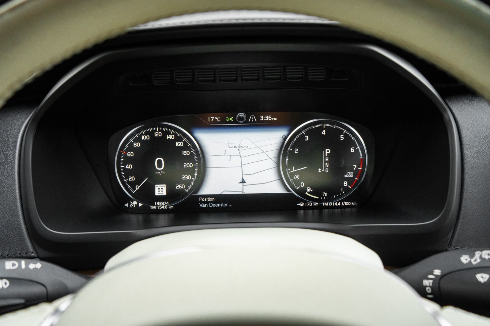 2016 Volvo XC90 T6 Inscription-13
