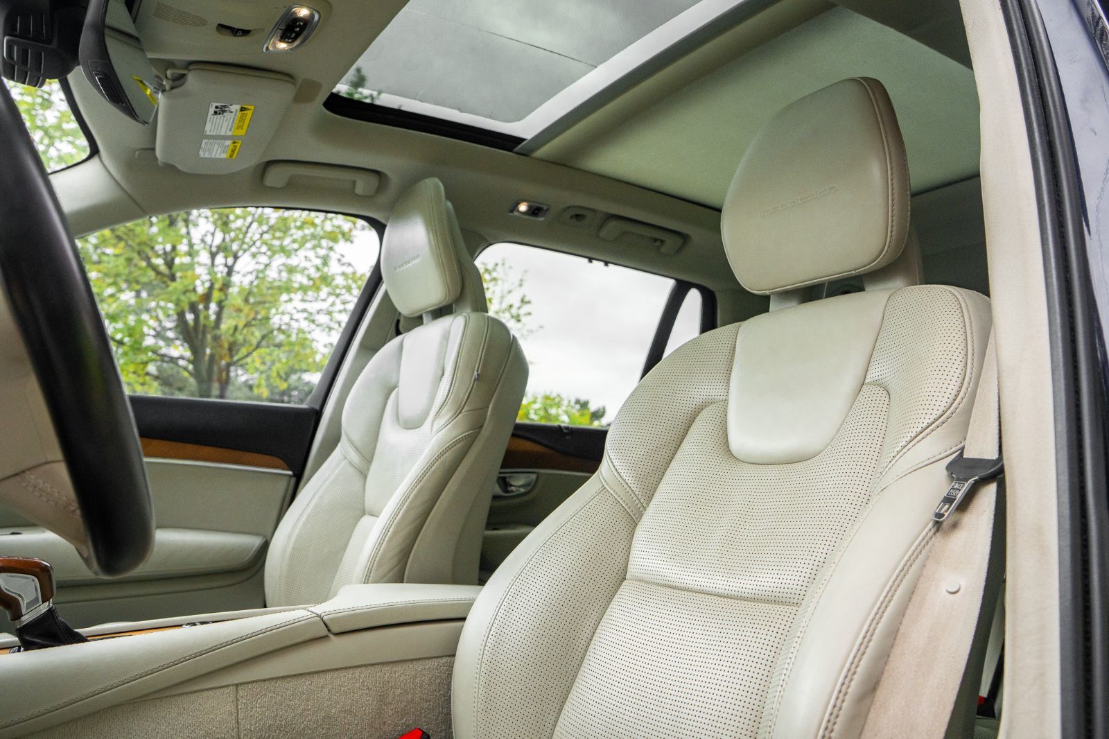 2016 Volvo XC90 T6 Inscription-25
