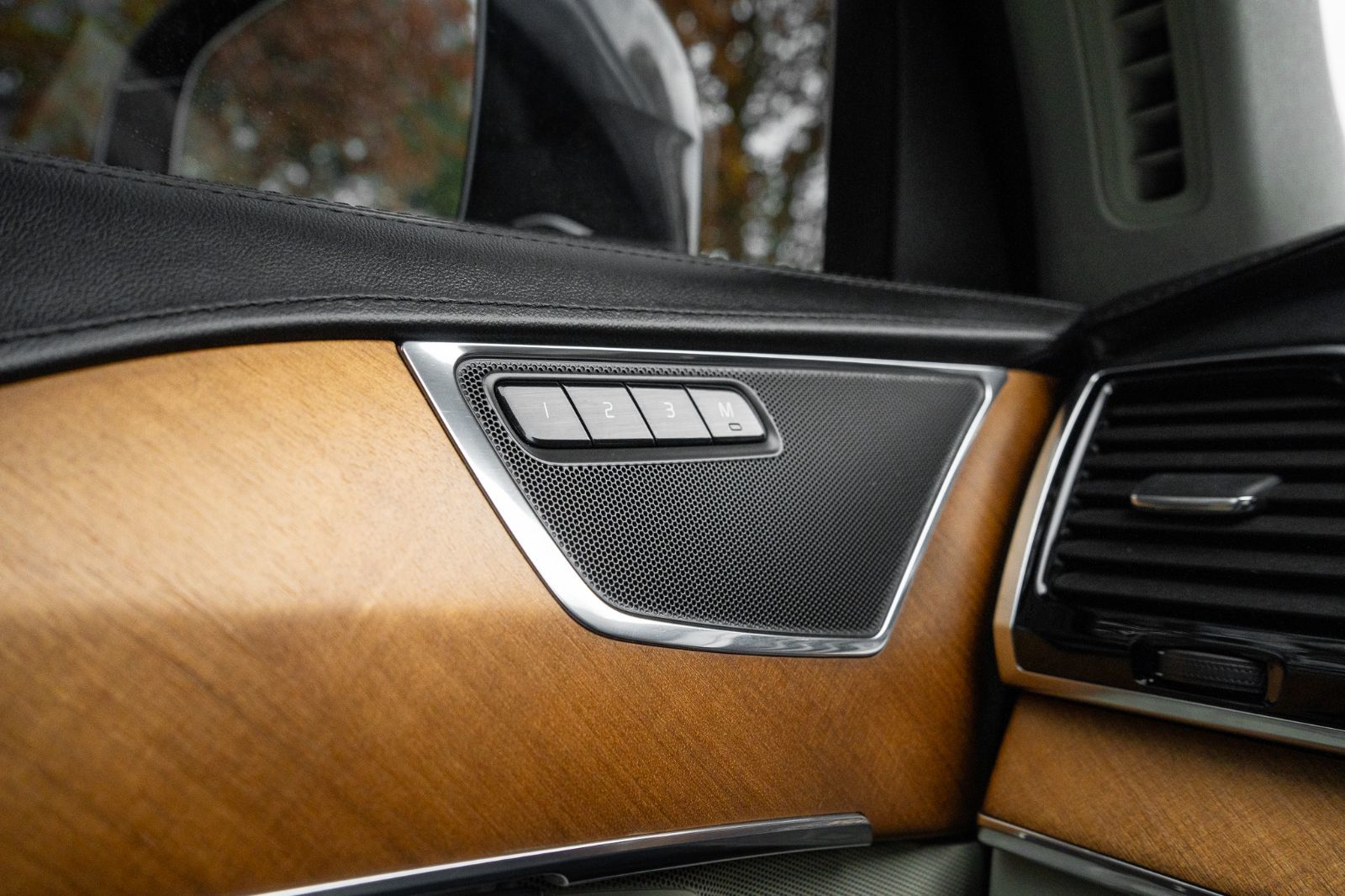 2016 Volvo XC90 T6 Inscription-21