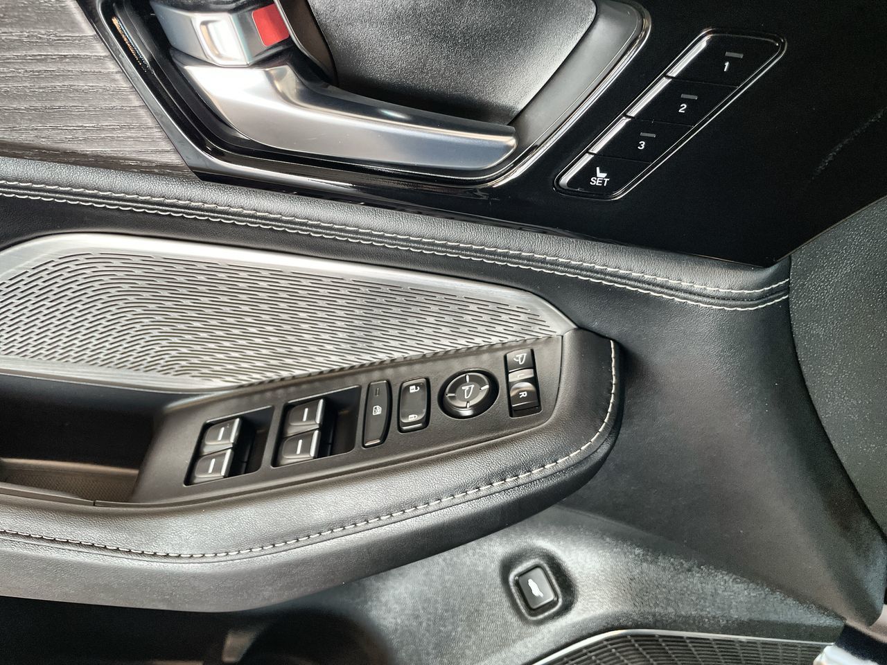 2023 Acura MDX in Vancouver, British Columbia