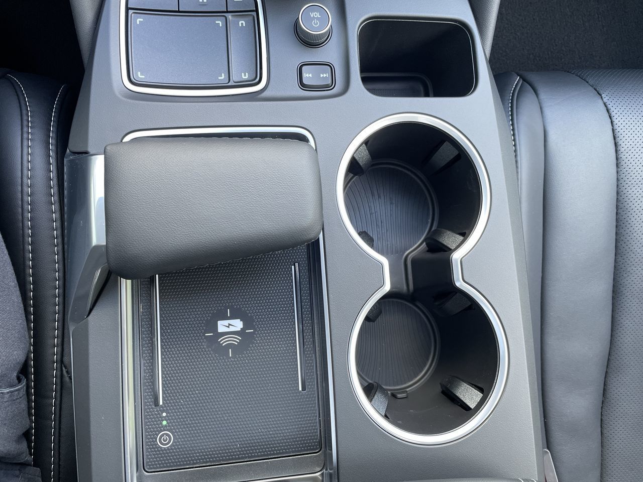 2024 Acura MDX in Vancouver, British Columbia