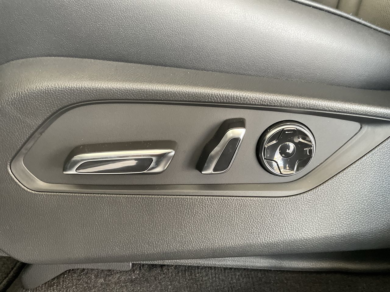 2024 Acura MDX in Vancouver, British Columbia