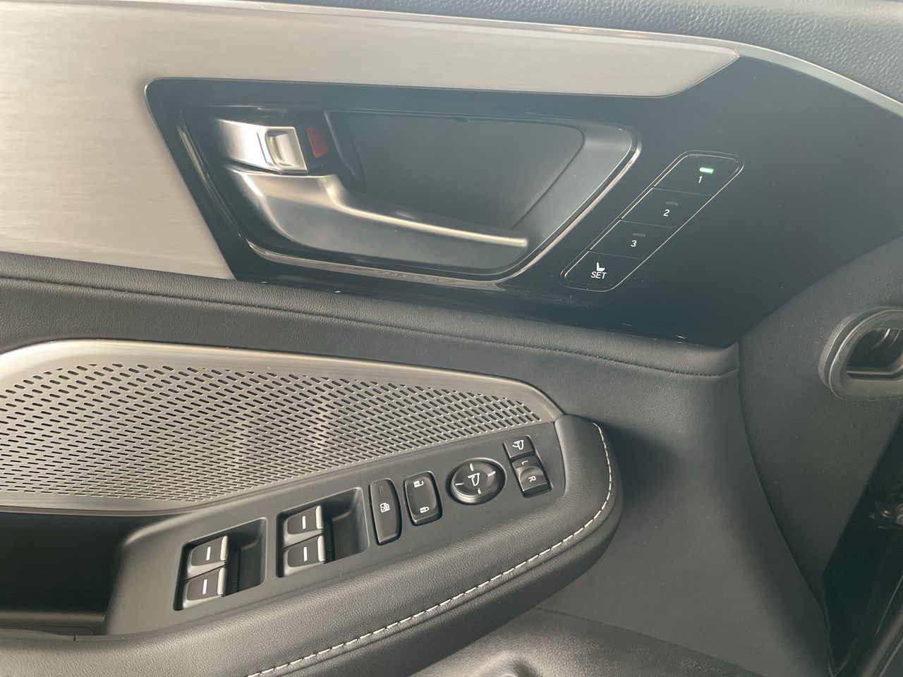 2024 Acura MDX in Vancouver, British Columbia