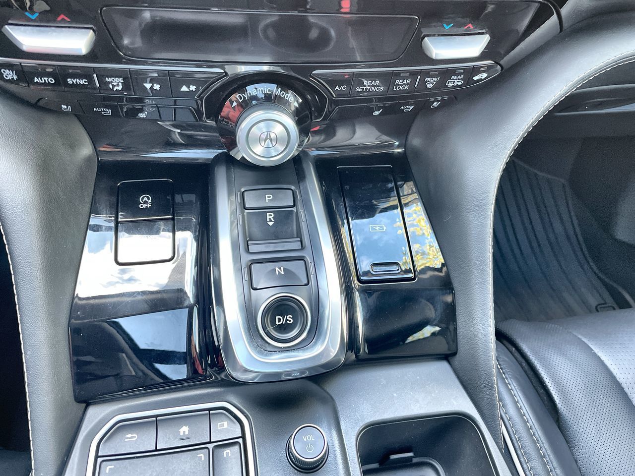 2024 Acura MDX in Vancouver, British Columbia