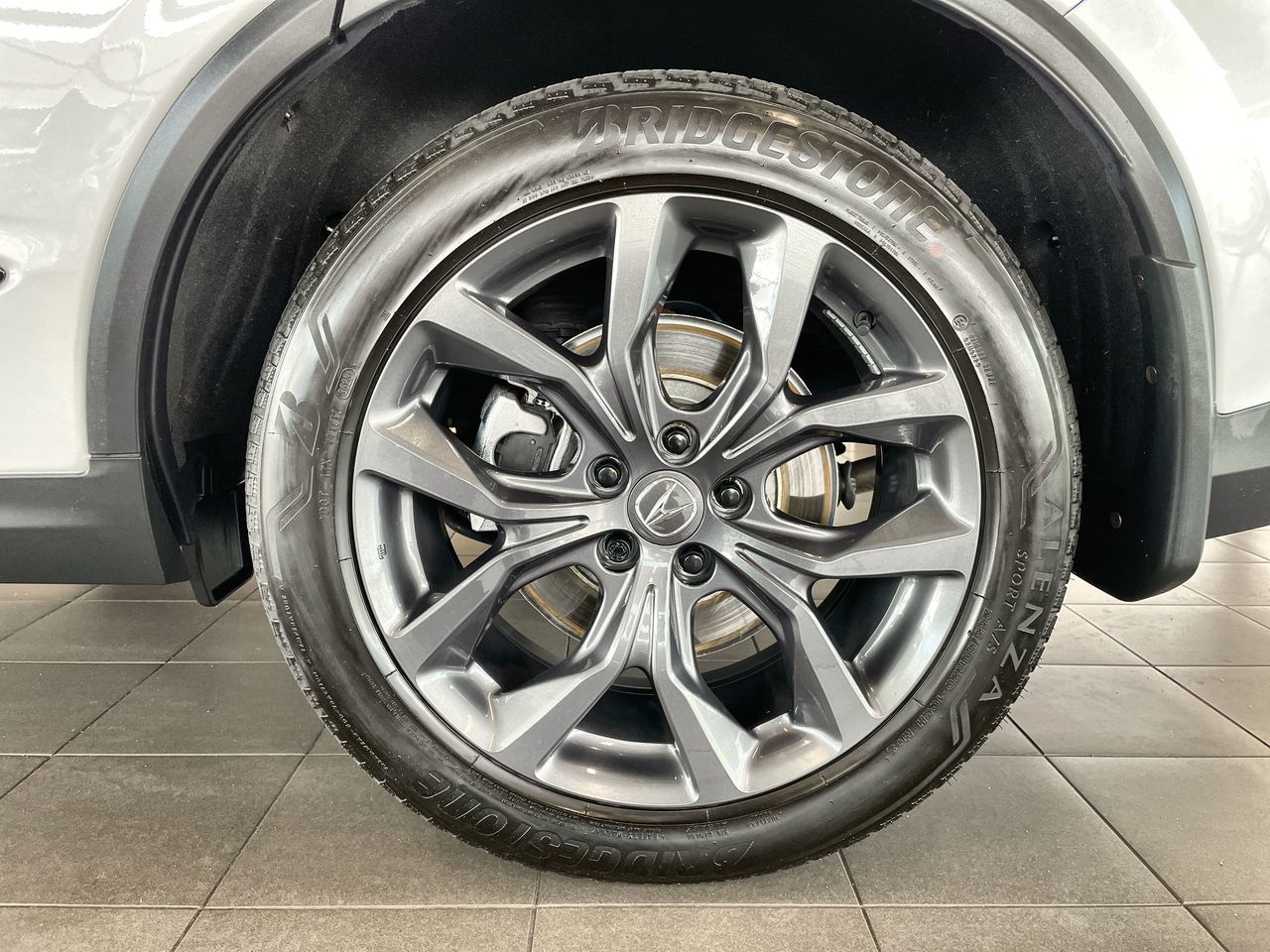 2024  MDX