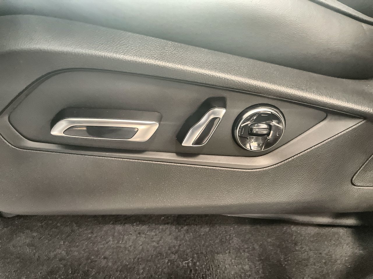 2025 Acura MDX in Vancouver, British Columbia