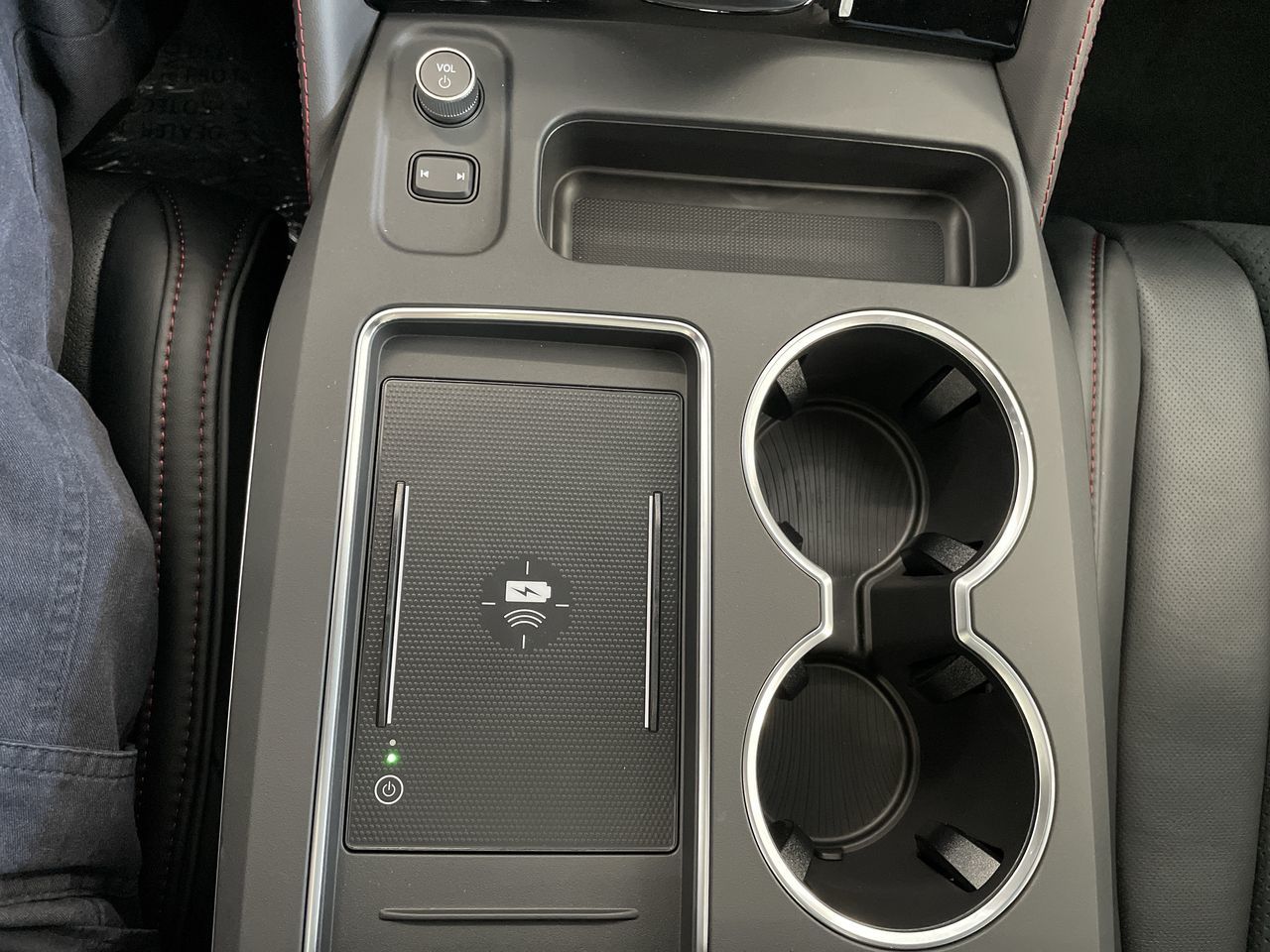 2025 Acura MDX in Vancouver, British Columbia