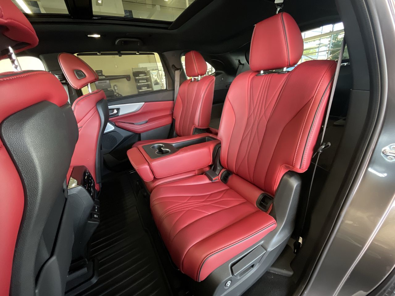 2025 Acura MDX