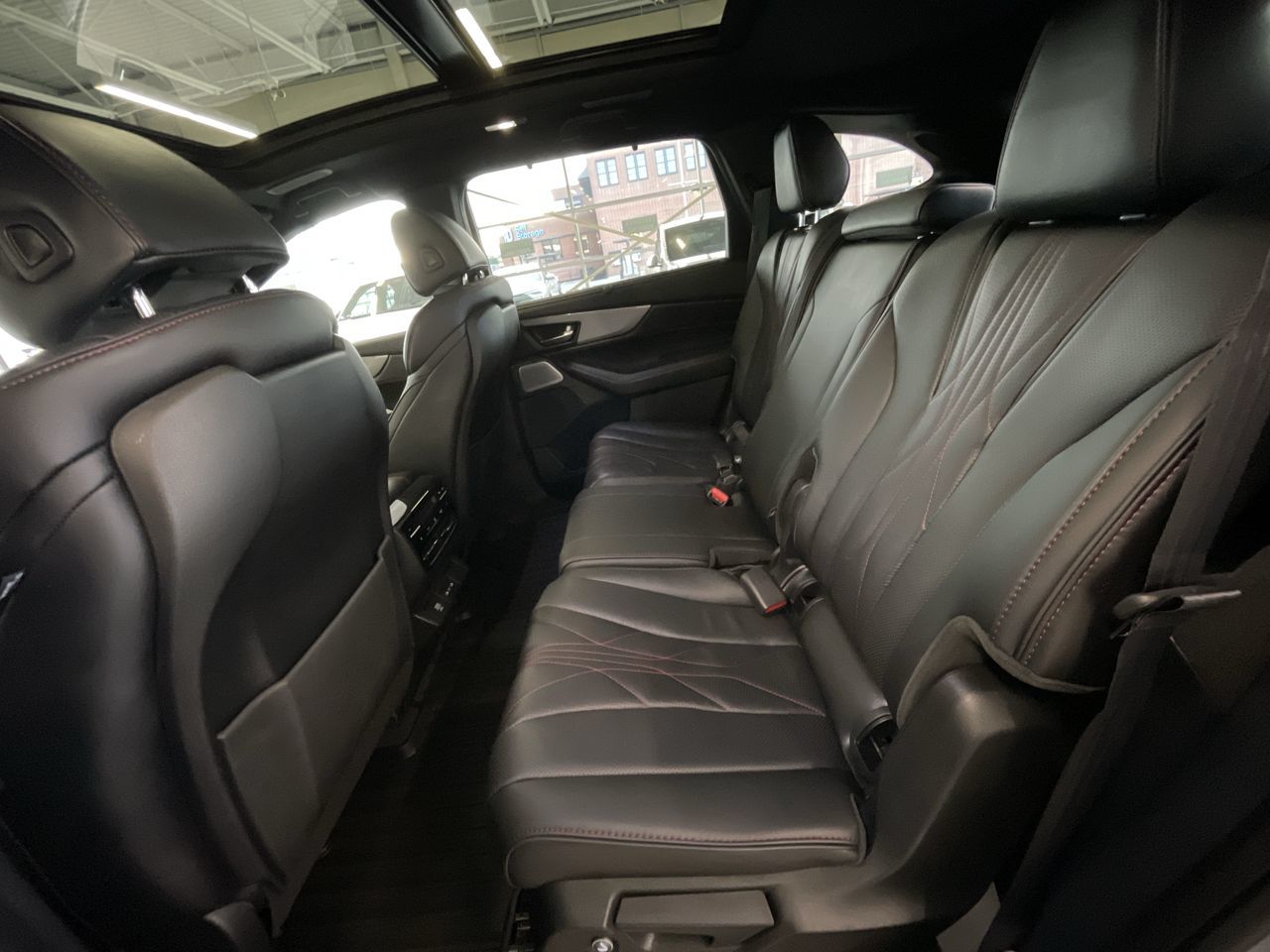 2025 Acura MDX