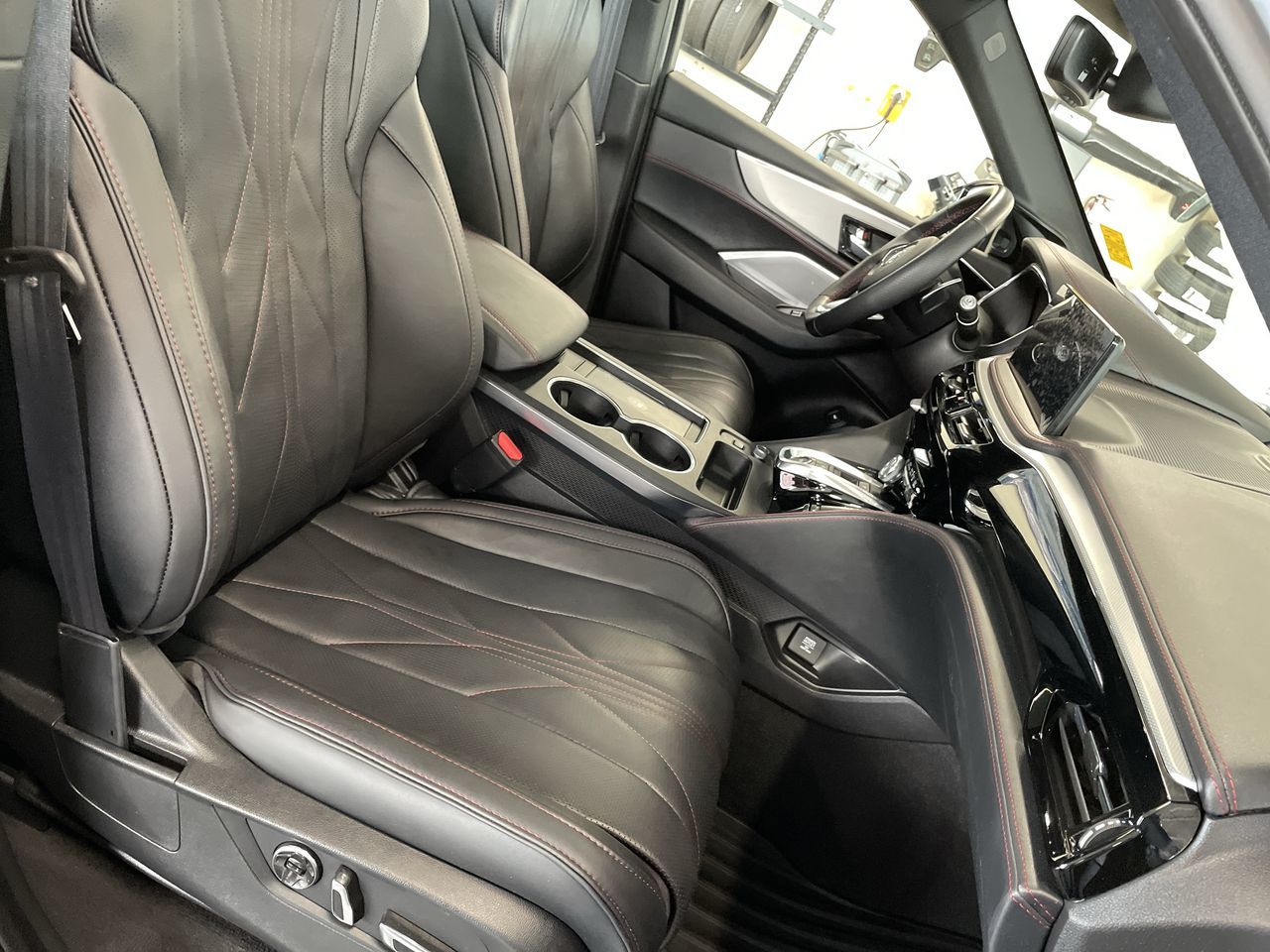 2025 Acura MDX