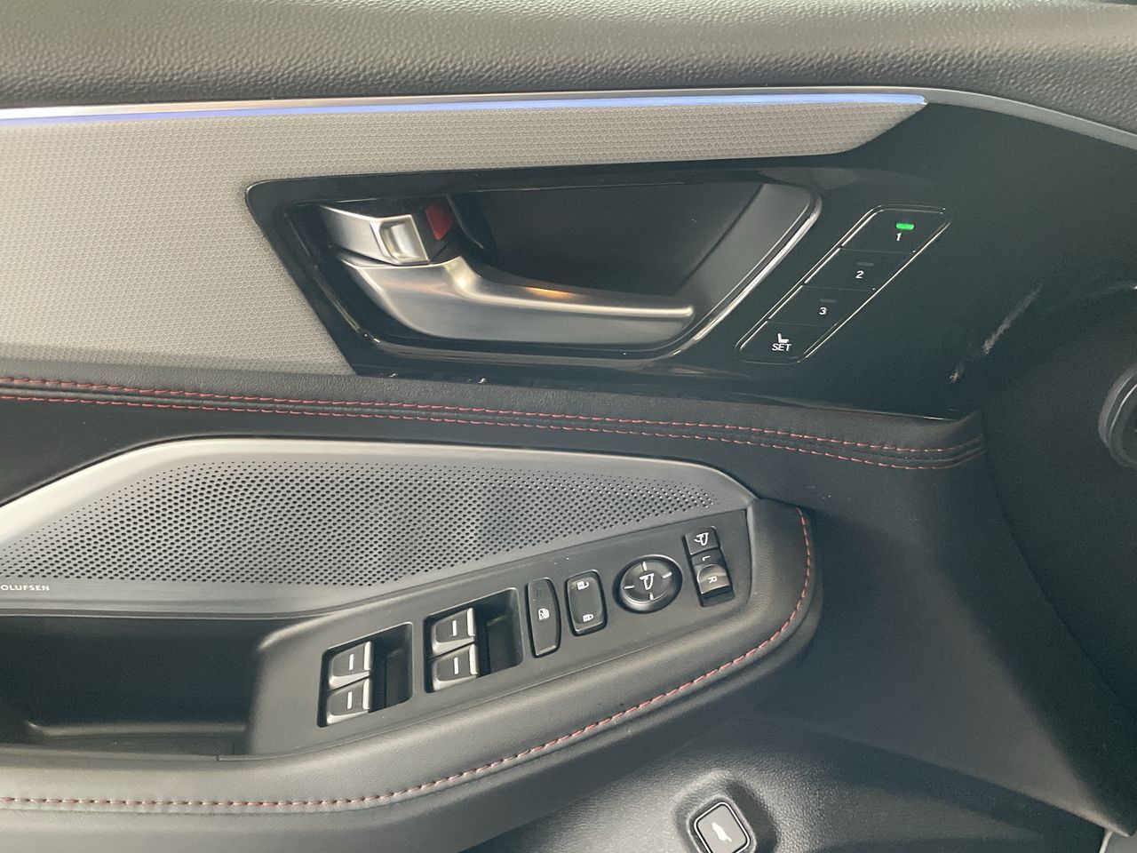 2025 Acura MDX