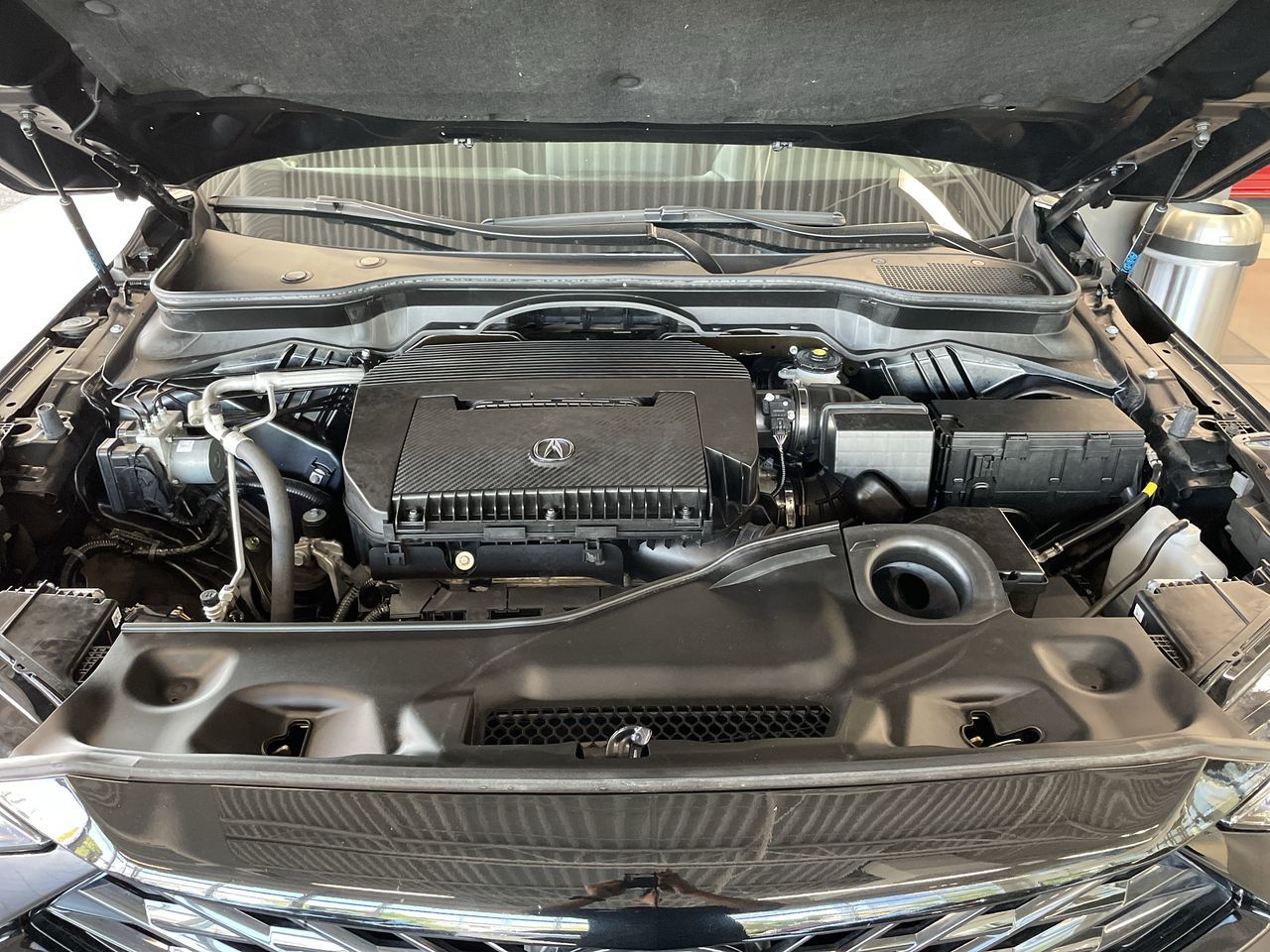 2025  MDX
