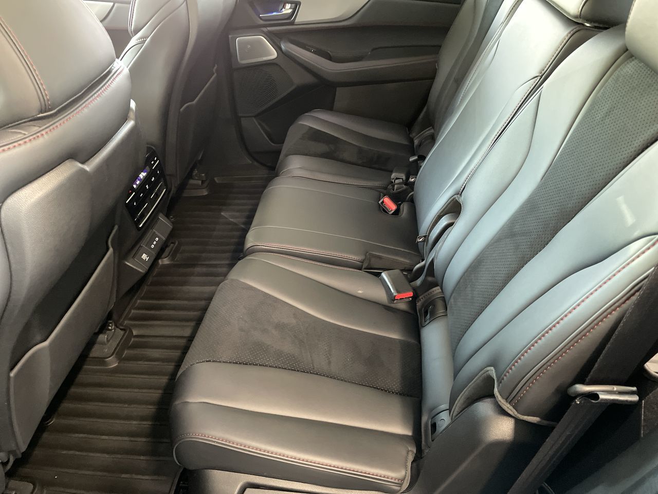 2025  MDX