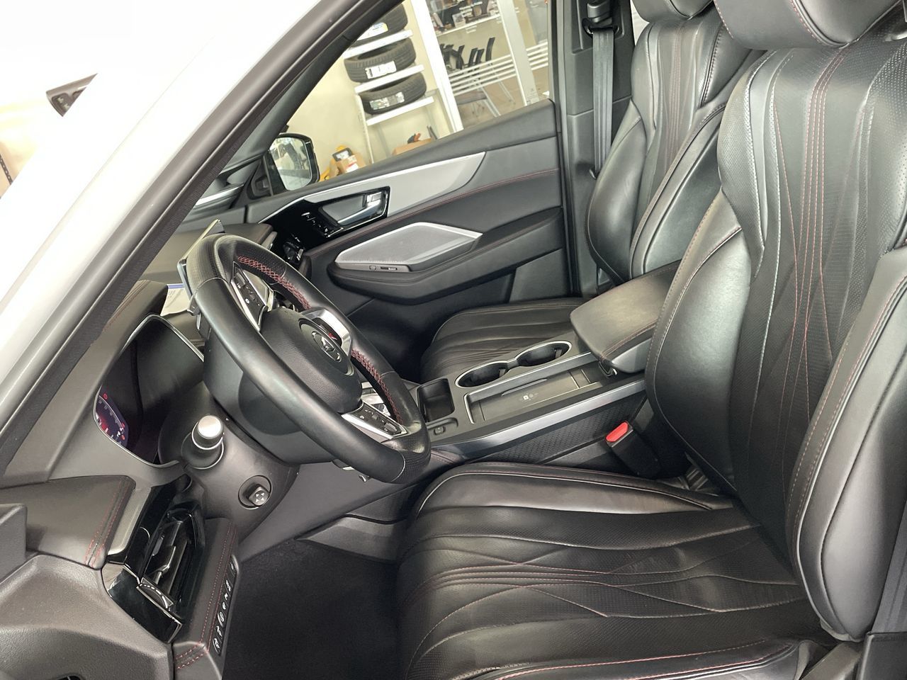 2025  MDX